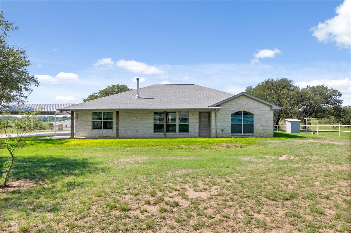 6760 E Us Highway 190 Property Photo 1
