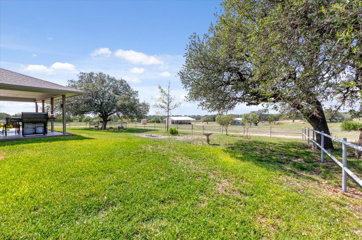 6760 E Us Highway 190 Property Photo 4