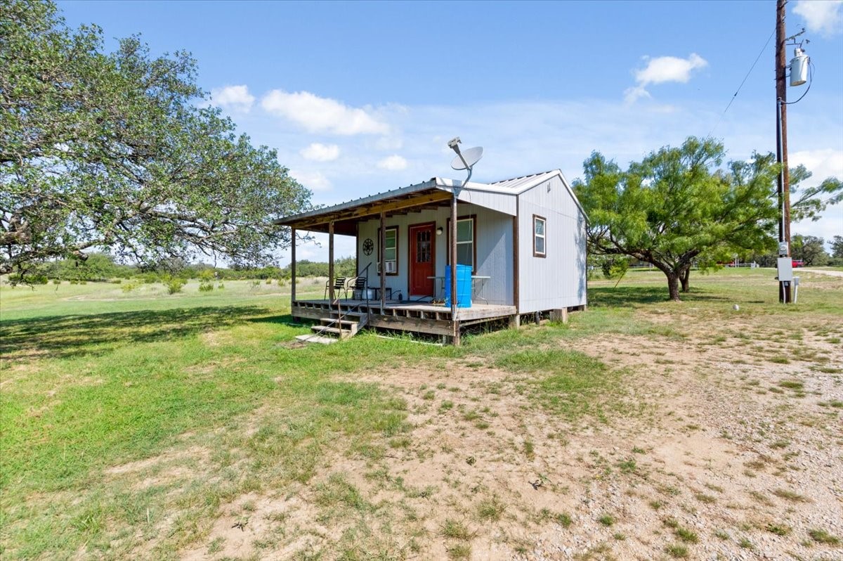 6760 E Us Highway 190 Property Photo 33