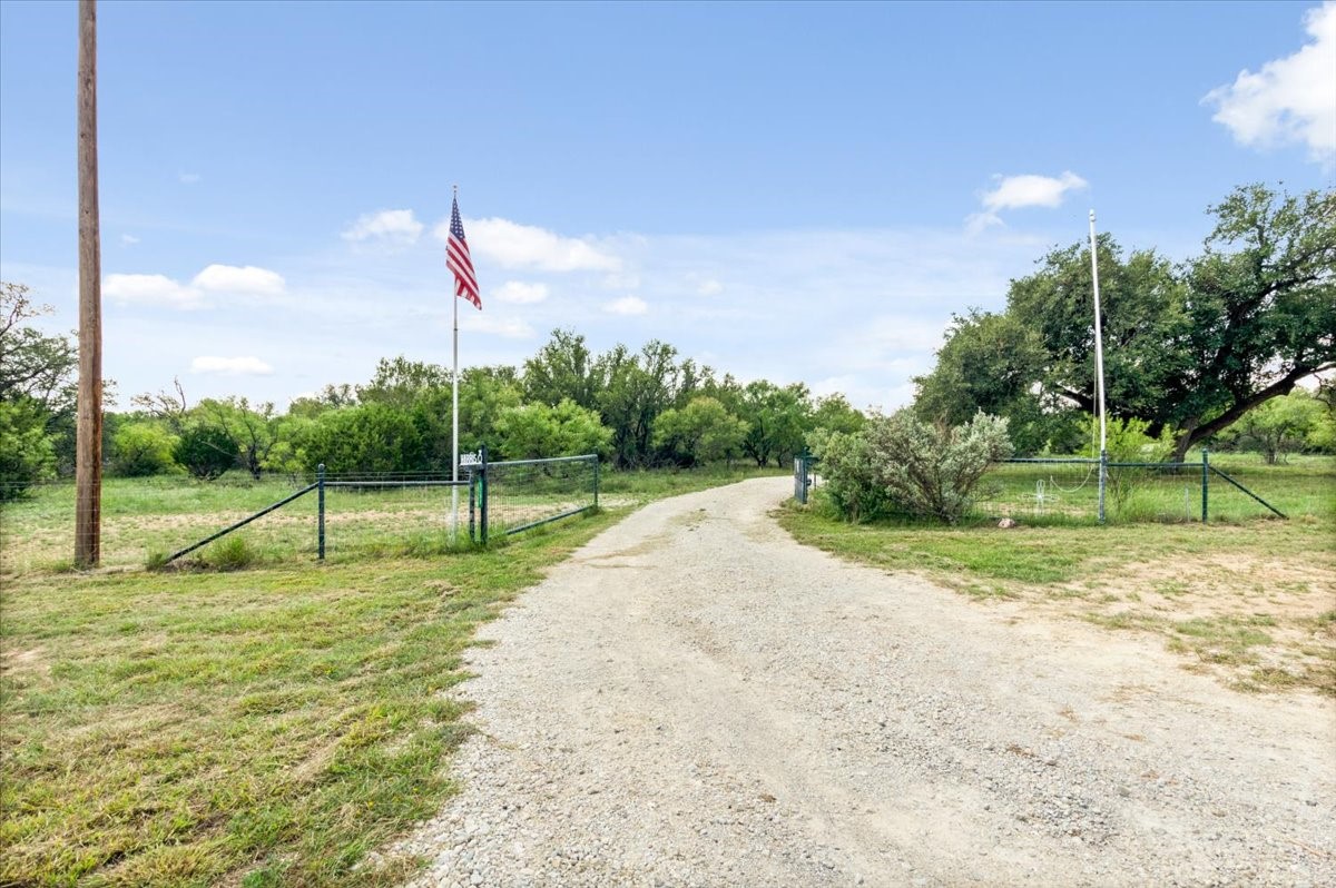6760 E Us Highway 190 Property Photo 41