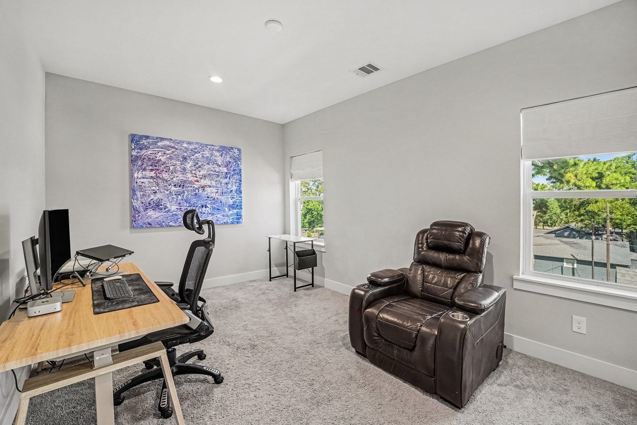 825 Woodcrest Drive Property Photo 17