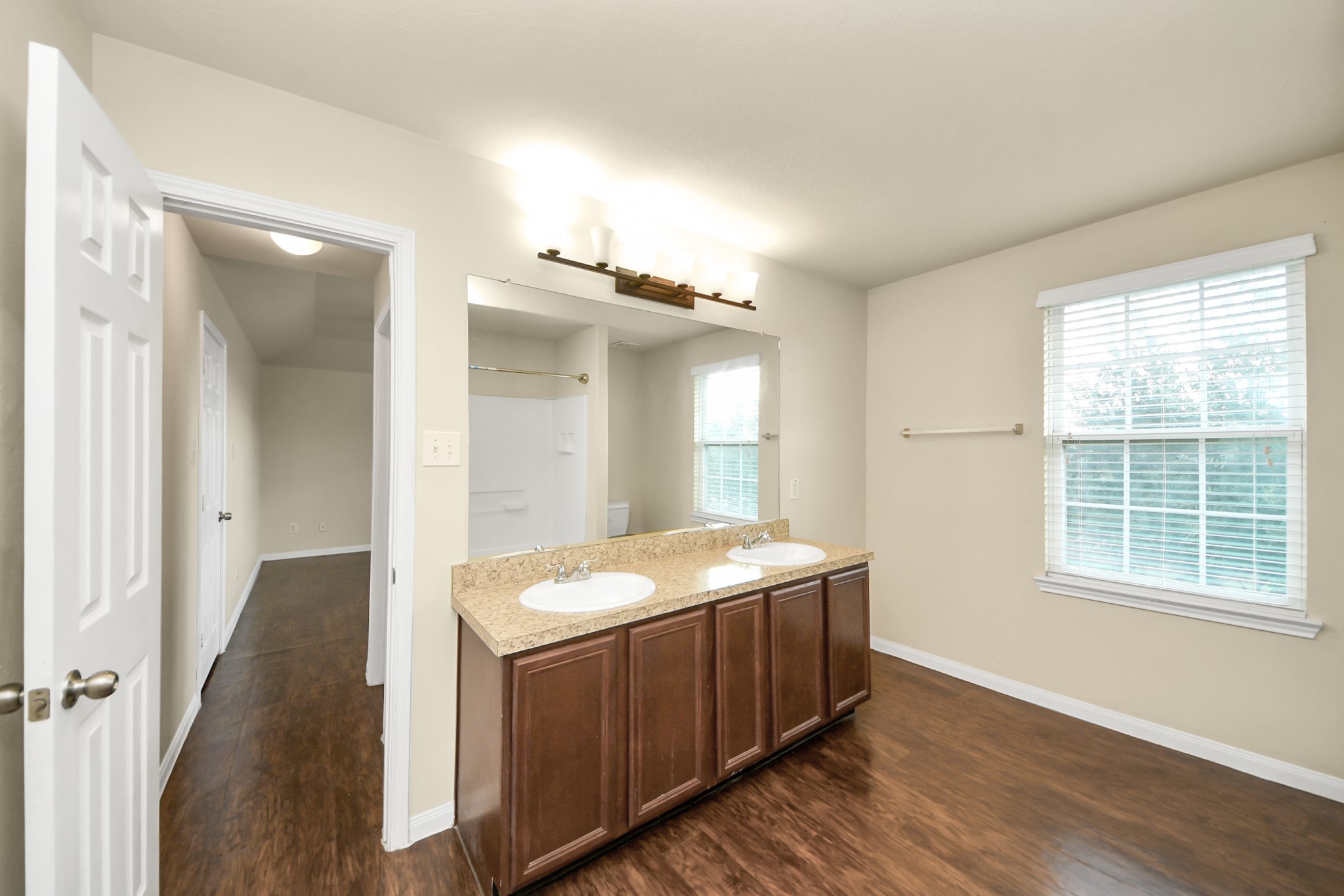 11418 El Diamante Drive Property Photo 13