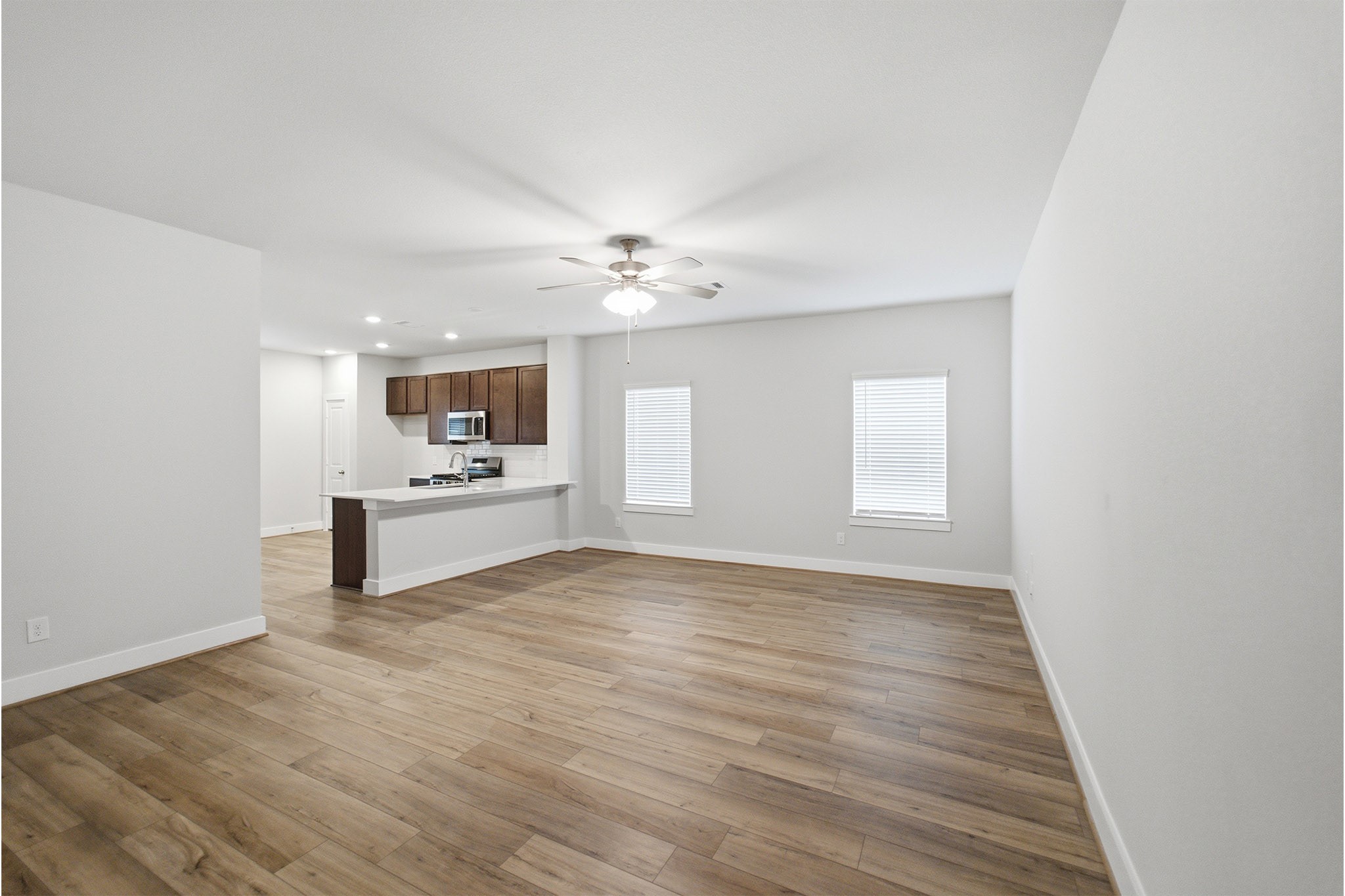 1406 16th Ave N Property Photo 9