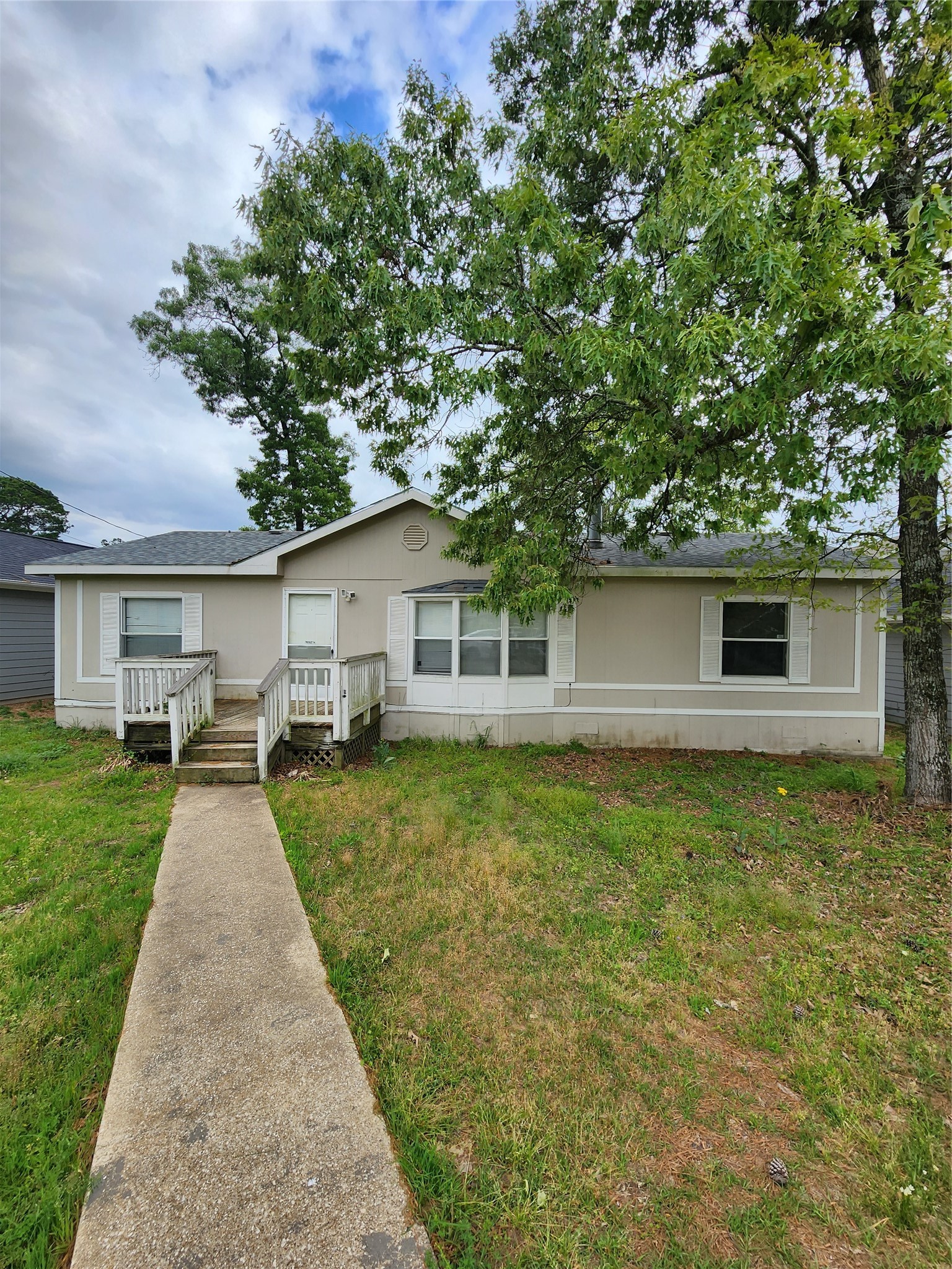 16925 W Forrestal Property Photo 1