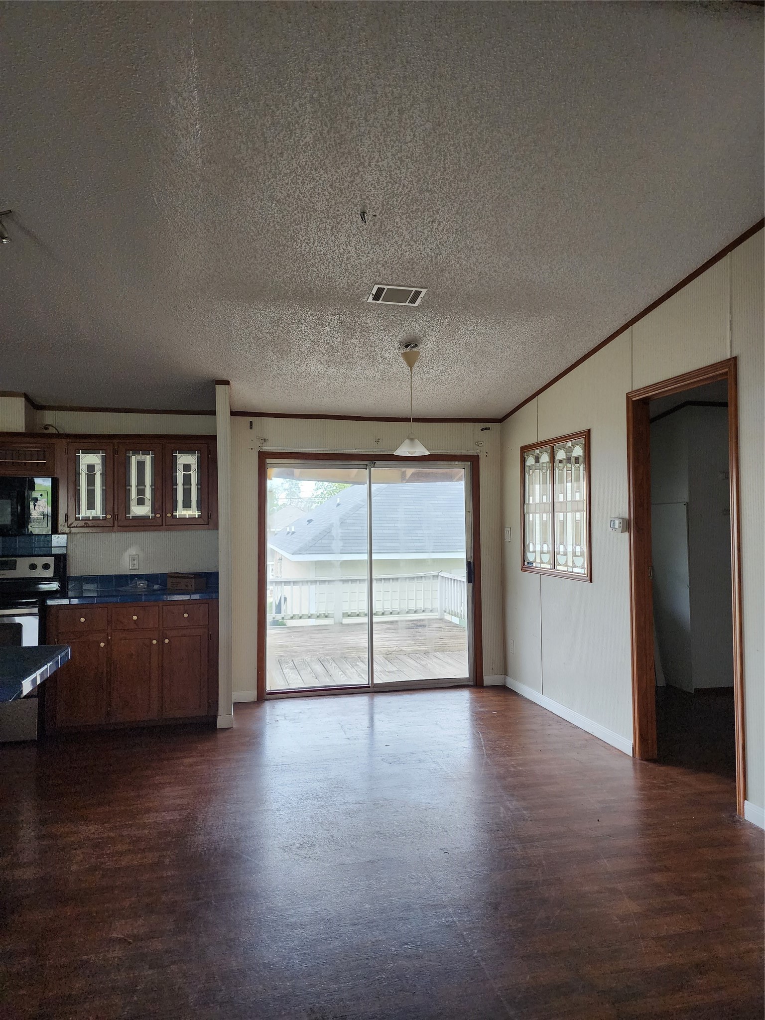 16925 W Forrestal Property Photo 5