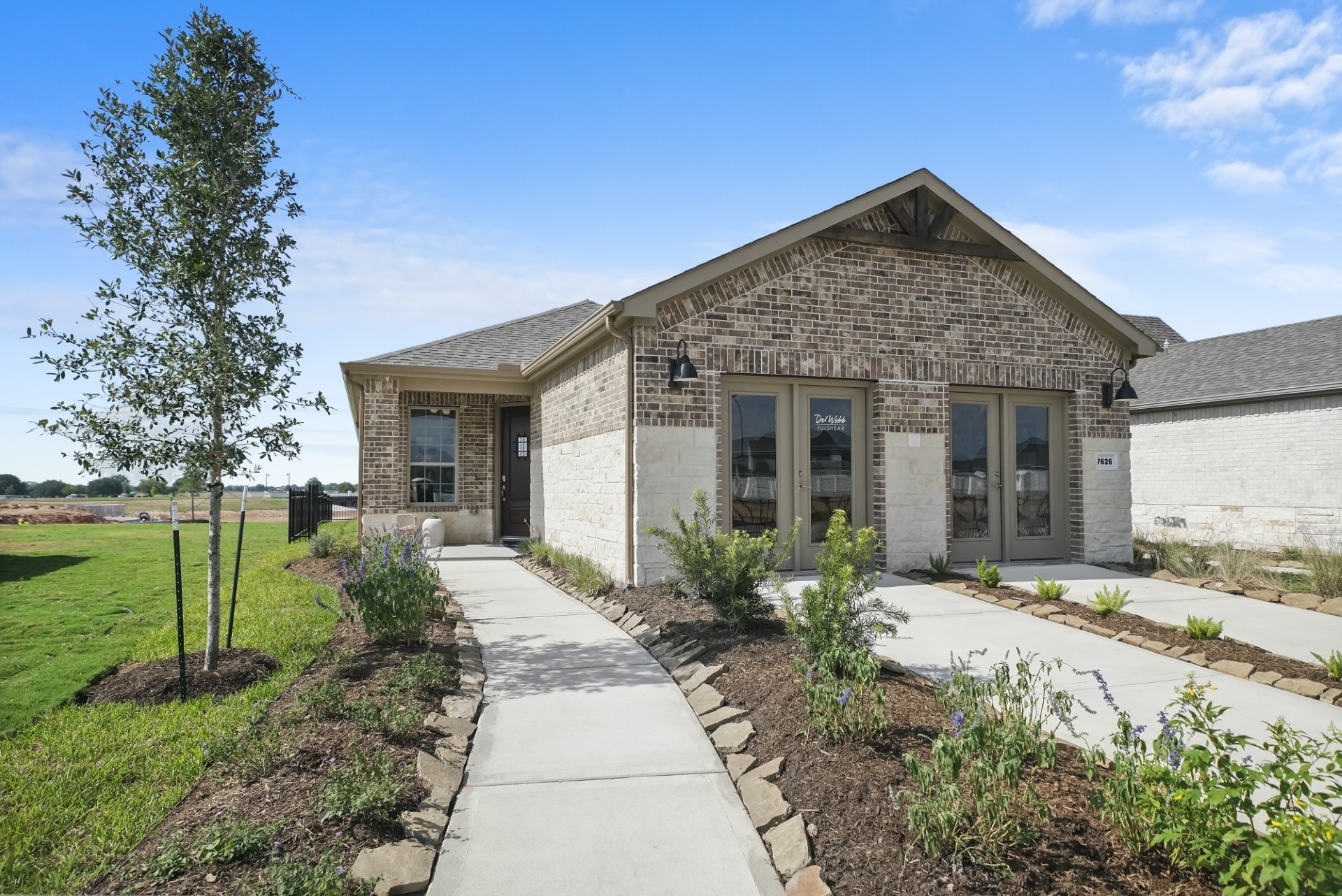 31723 Regal Drive Property Photo 1
