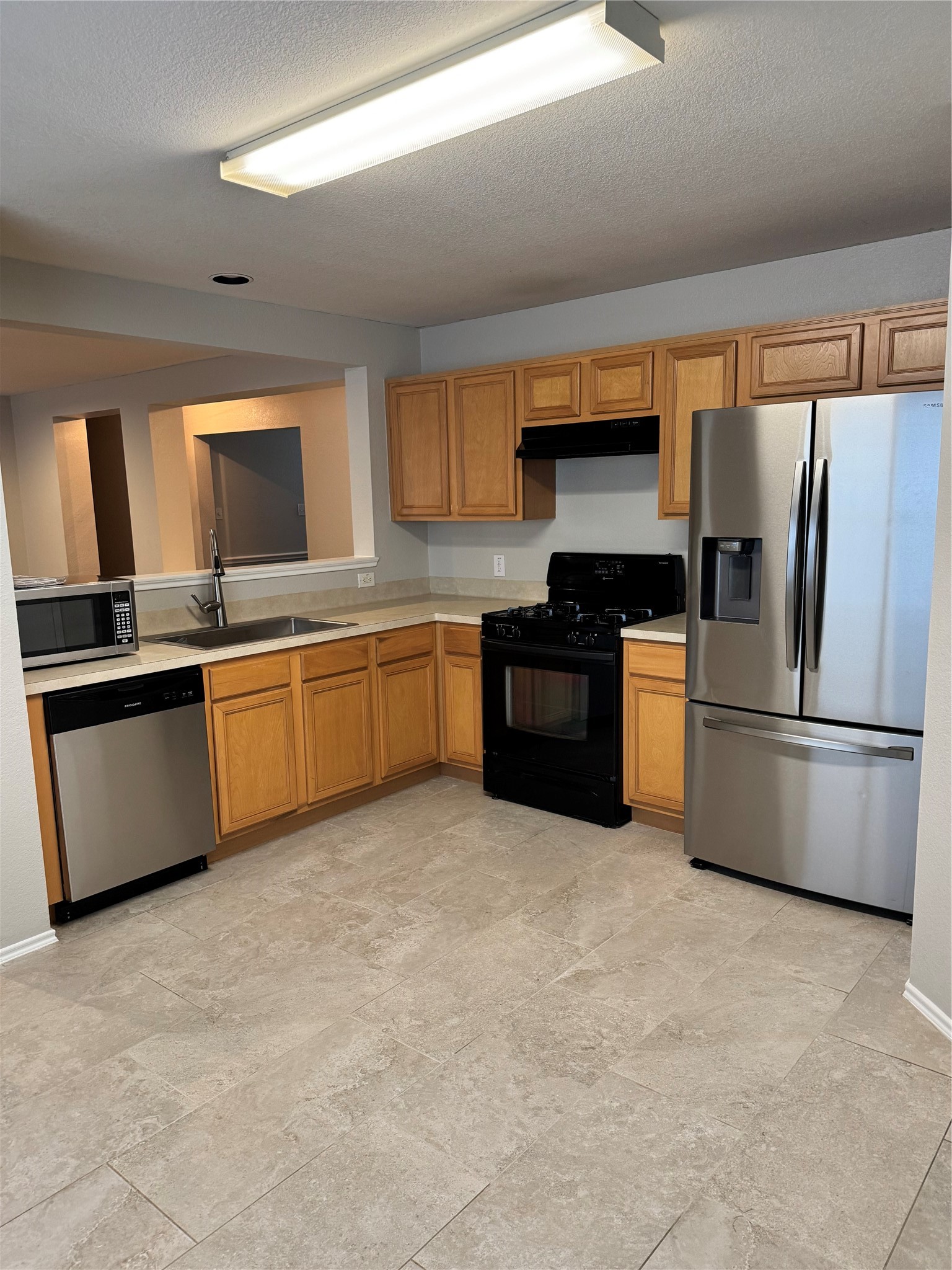 3026 Tall Tree Ridge Way Property Photo 3