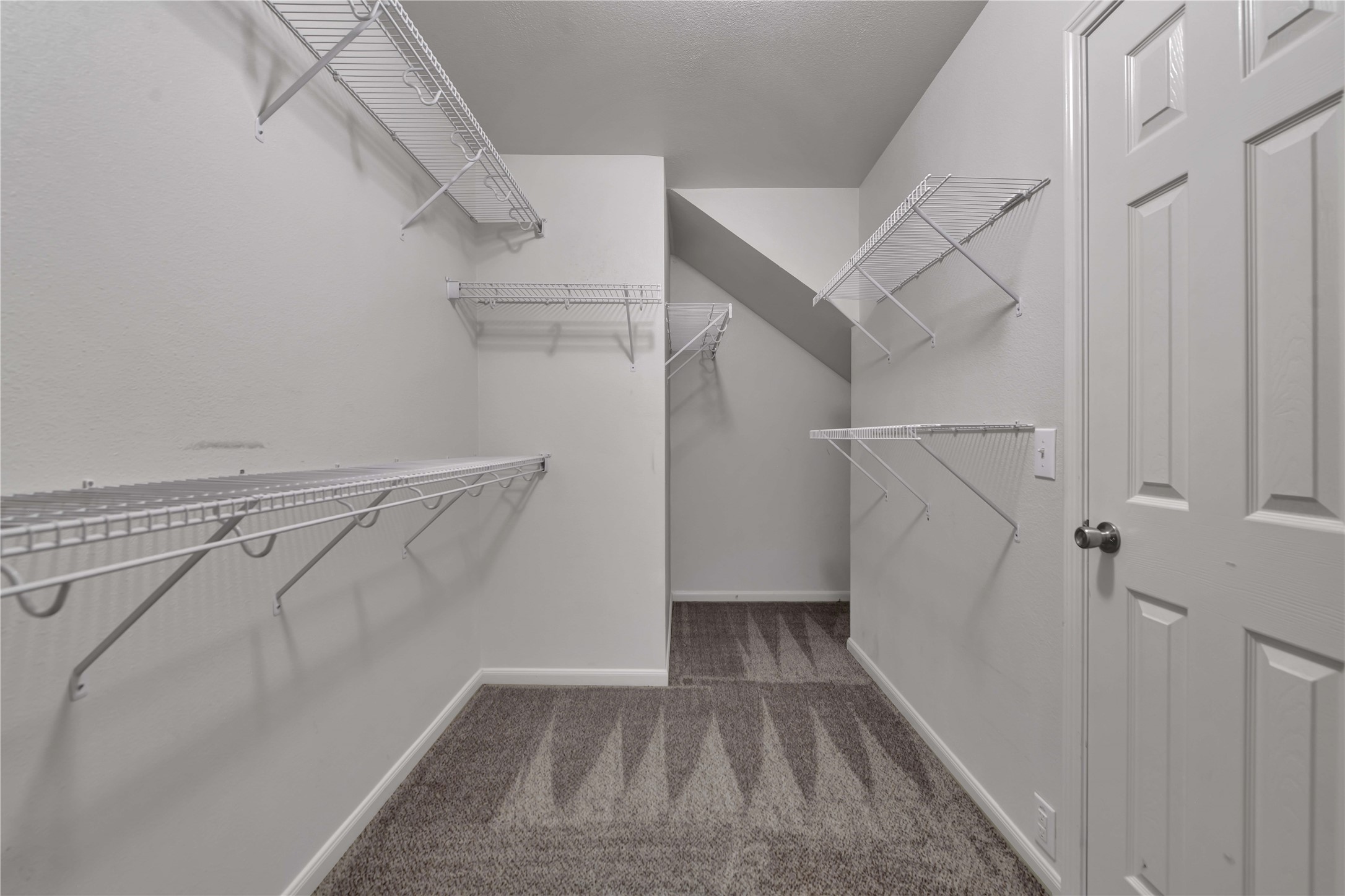 2706 Woodspring Forest Drive Property Photo 18