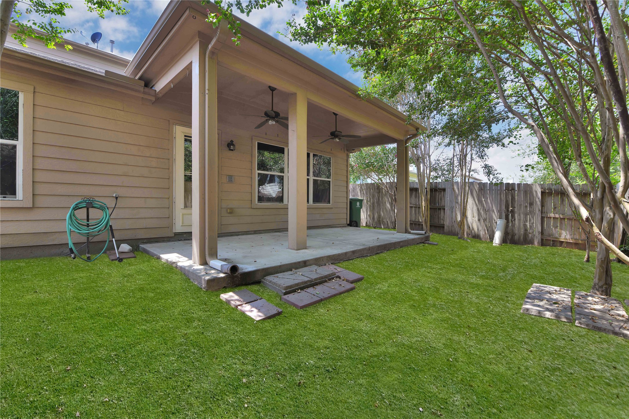 2706 Woodspring Forest Drive Property Photo 30