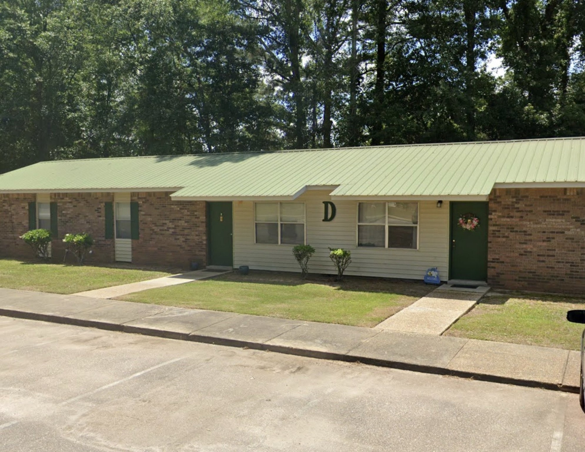 23330 College Ave Property Photo 5