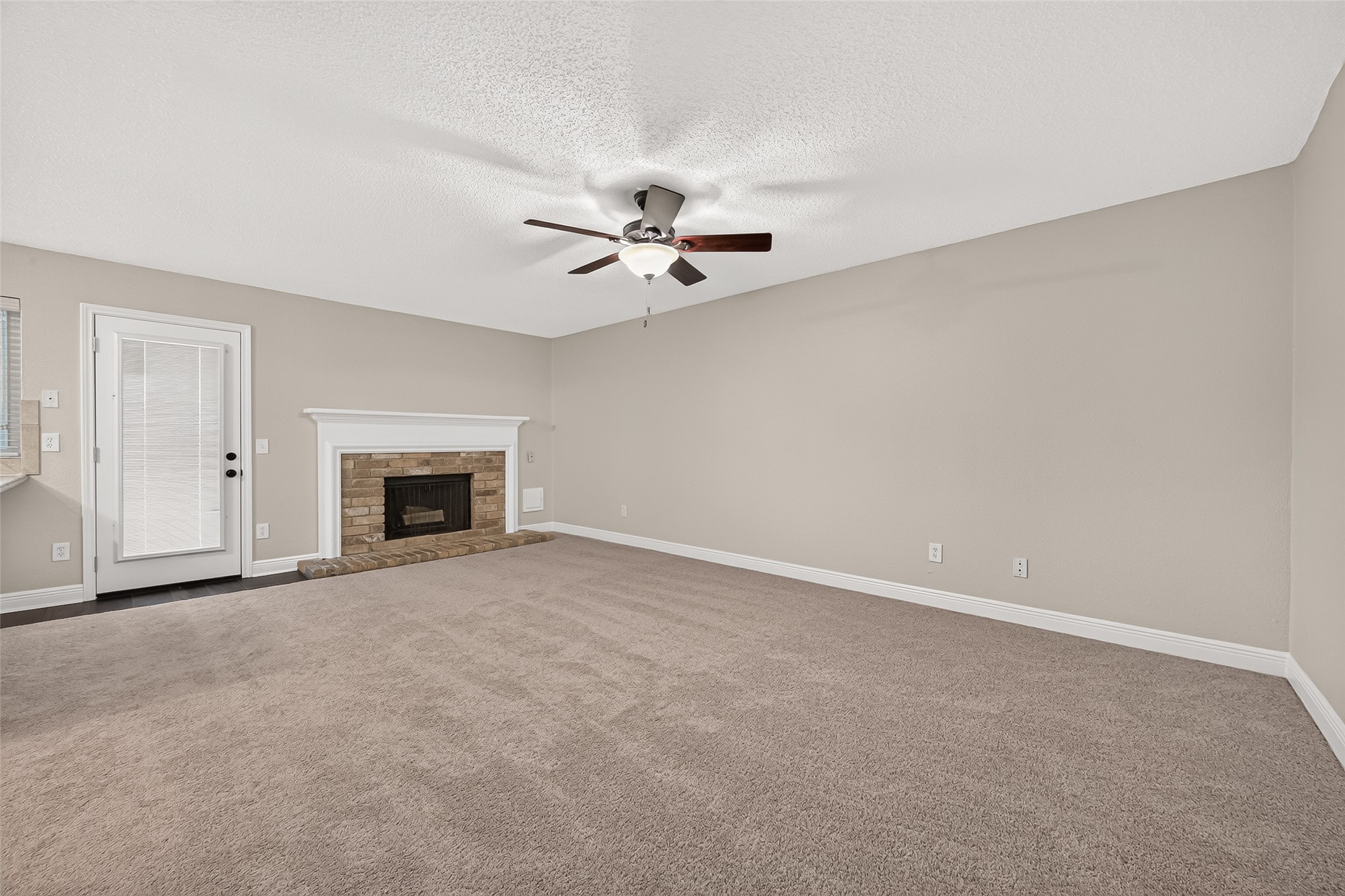 3003 Mast Court Property Photo 14