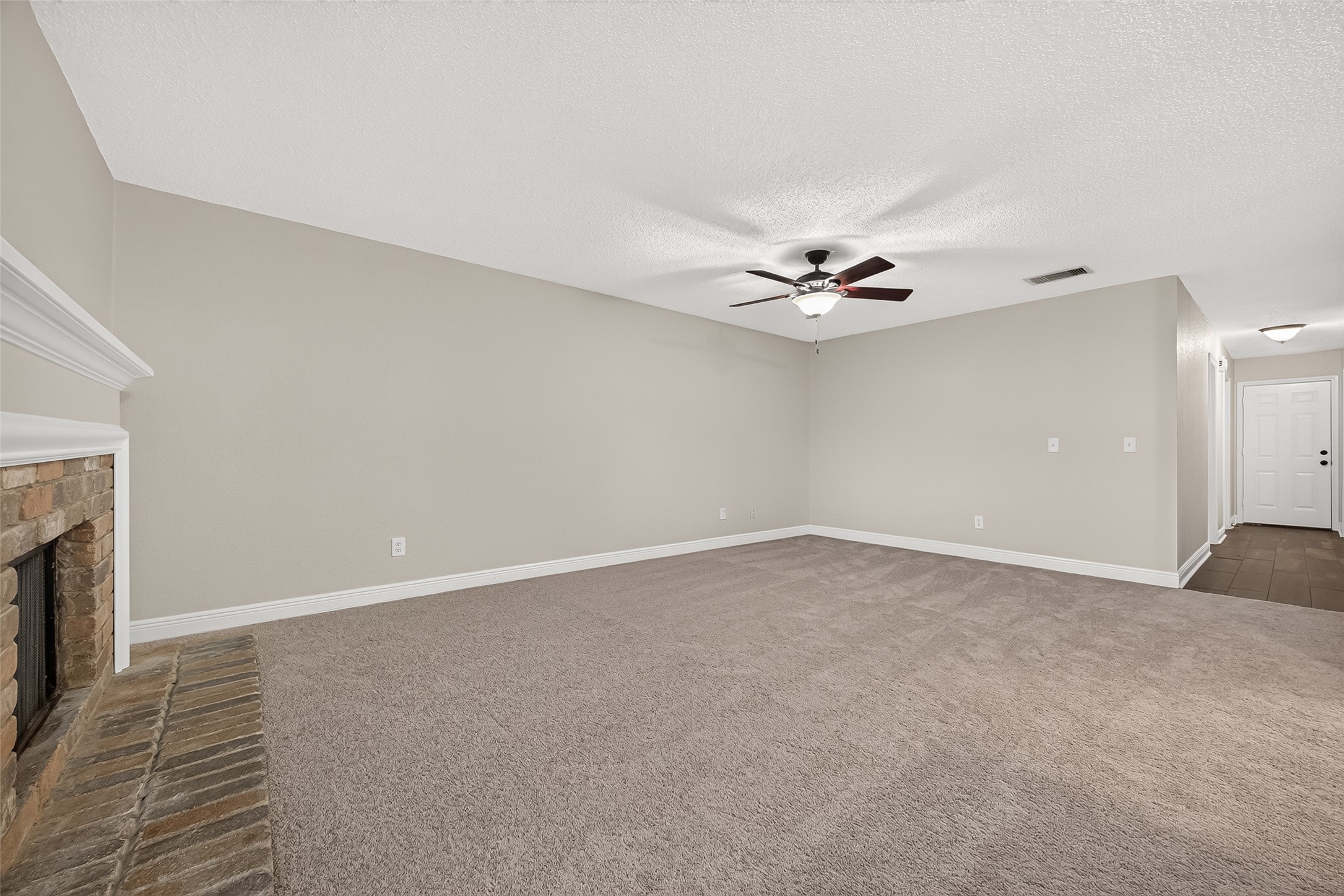 3003 Mast Court Property Photo 15
