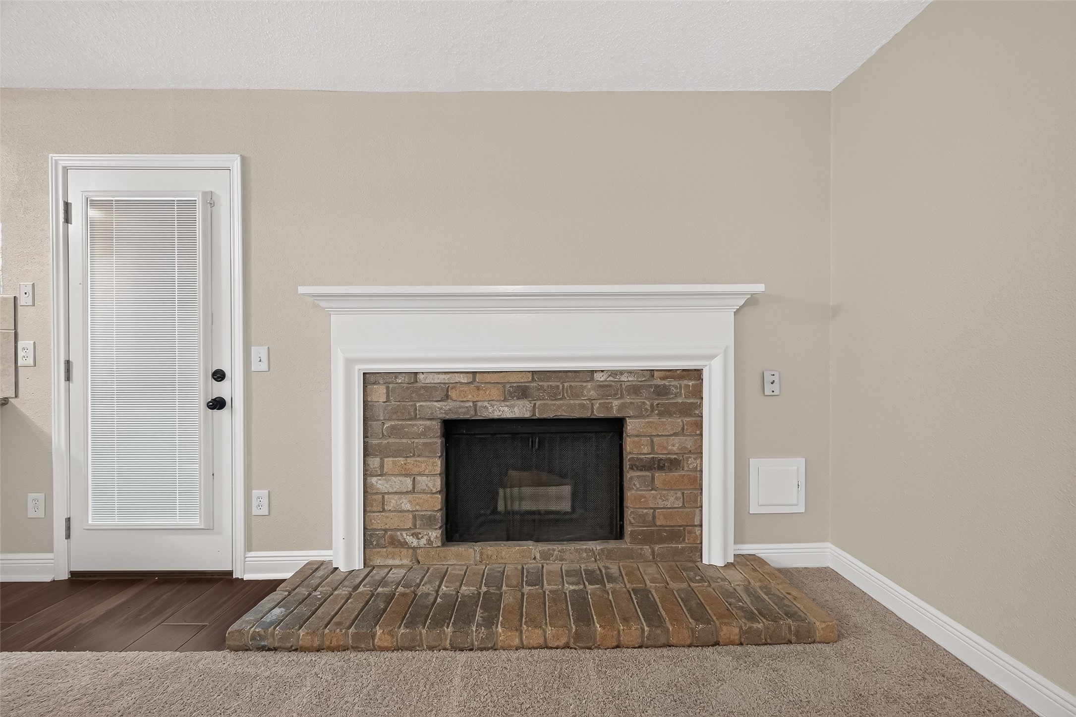 3003 Mast Court Property Photo 18