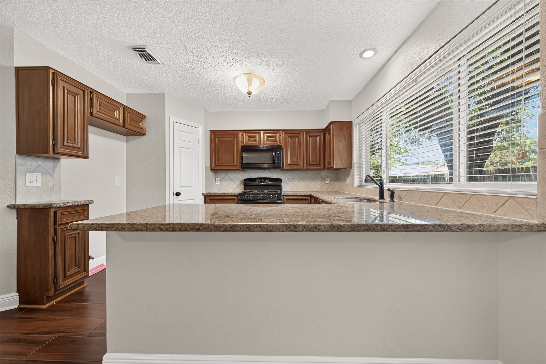 3003 Mast Court Property Photo 20