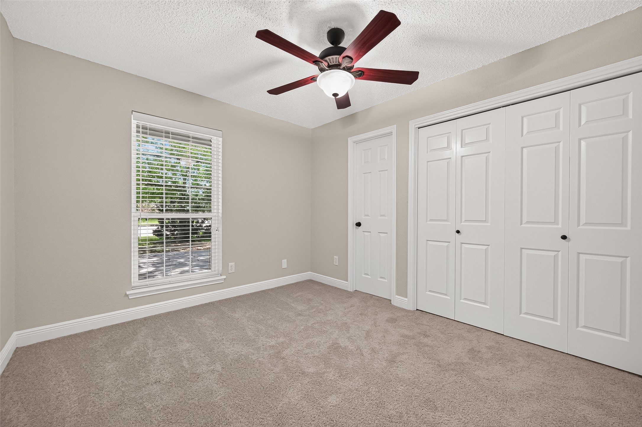 3003 Mast Court Property Photo 26