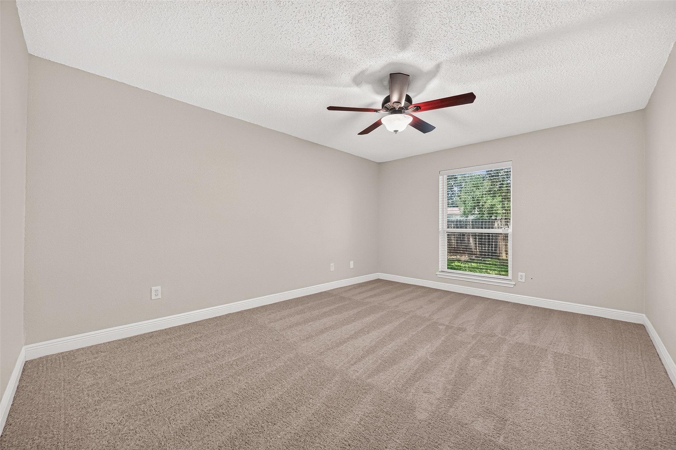 3003 Mast Court Property Photo 32
