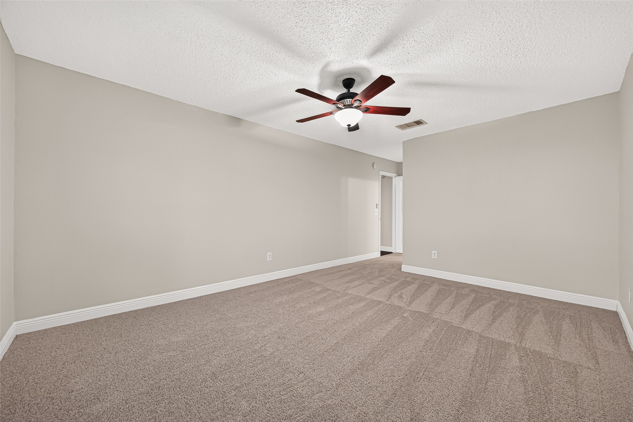 3003 Mast Court Property Photo 33