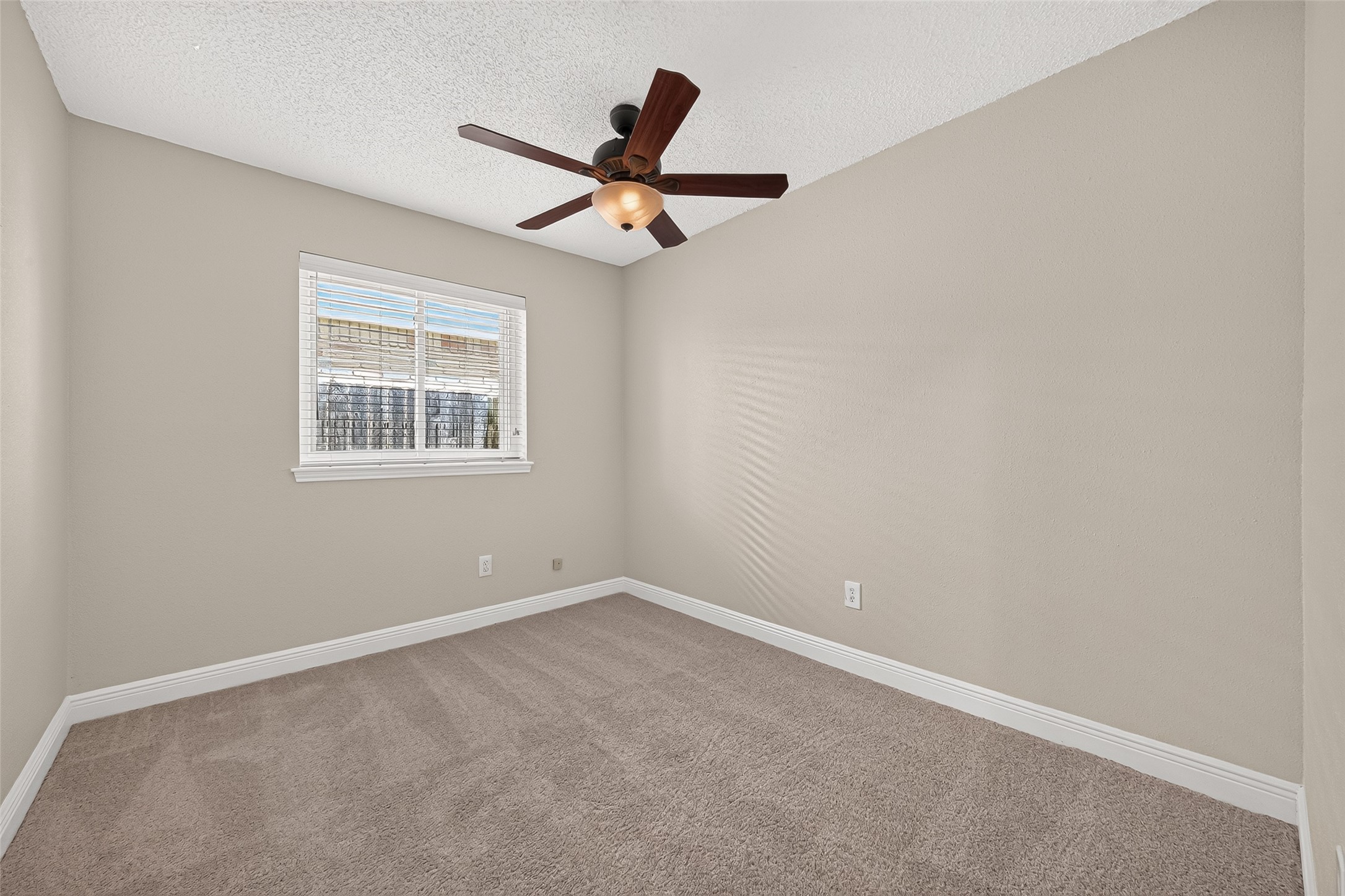 3003 Mast Court Property Photo 36