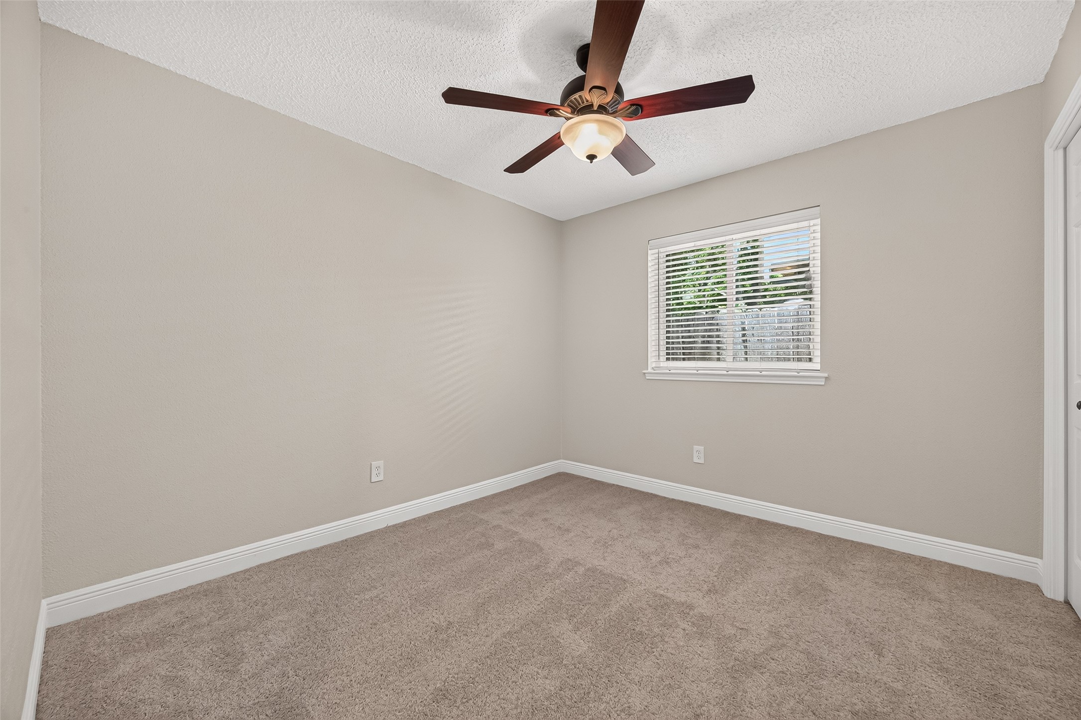3003 Mast Court Property Photo 38