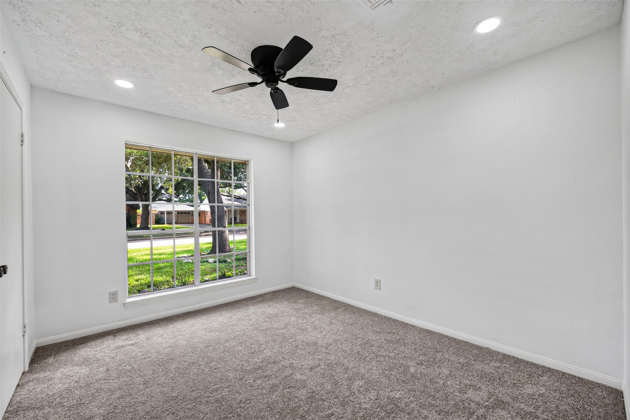 3910 Chile Drive Property Photo 23