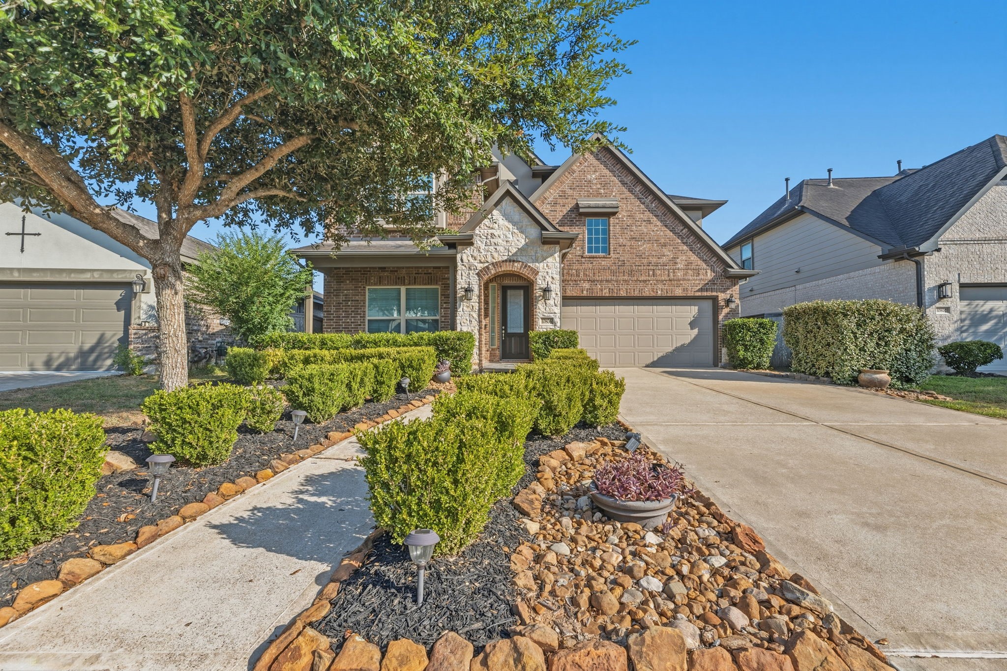 10806 Bouldin Creek Property Photo 1