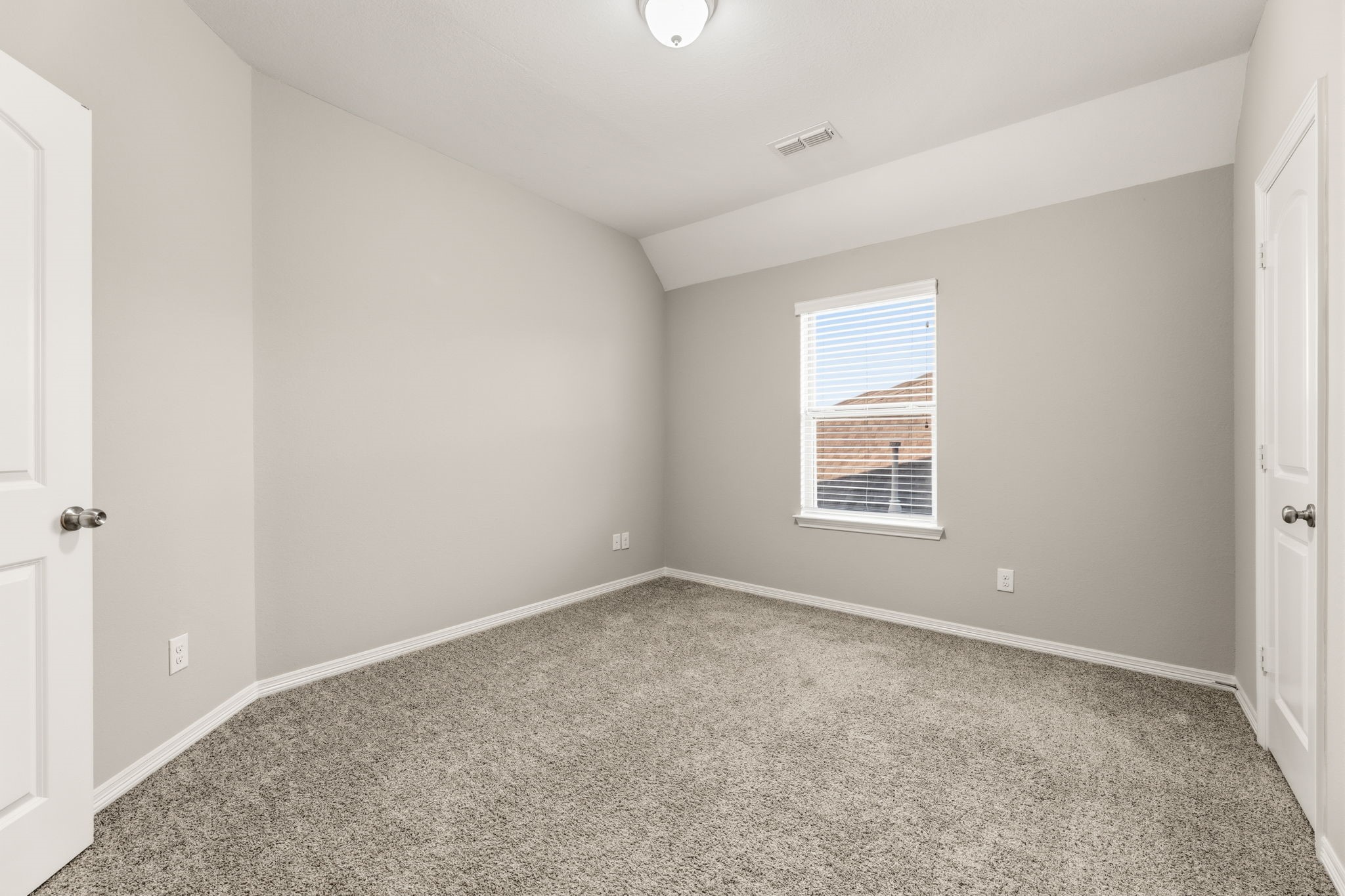 10806 Bouldin Creek Property Photo 22