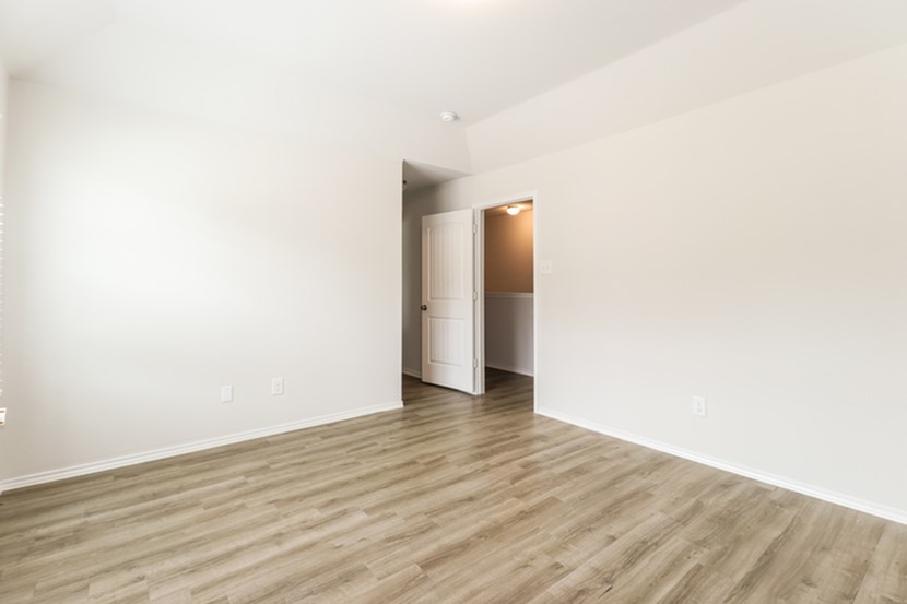 2743 Madison Court Property Photo 8