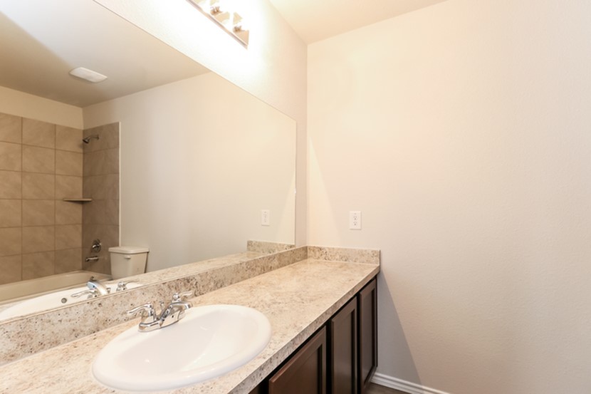 2743 Madison Court Property Photo 13