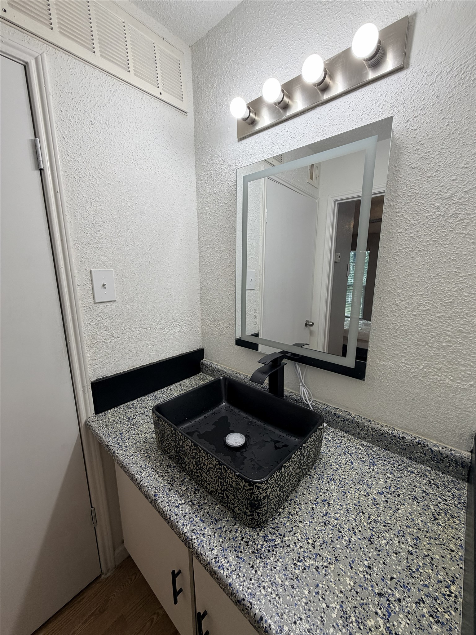 9550 Deering Drive 509 Property Photo 17