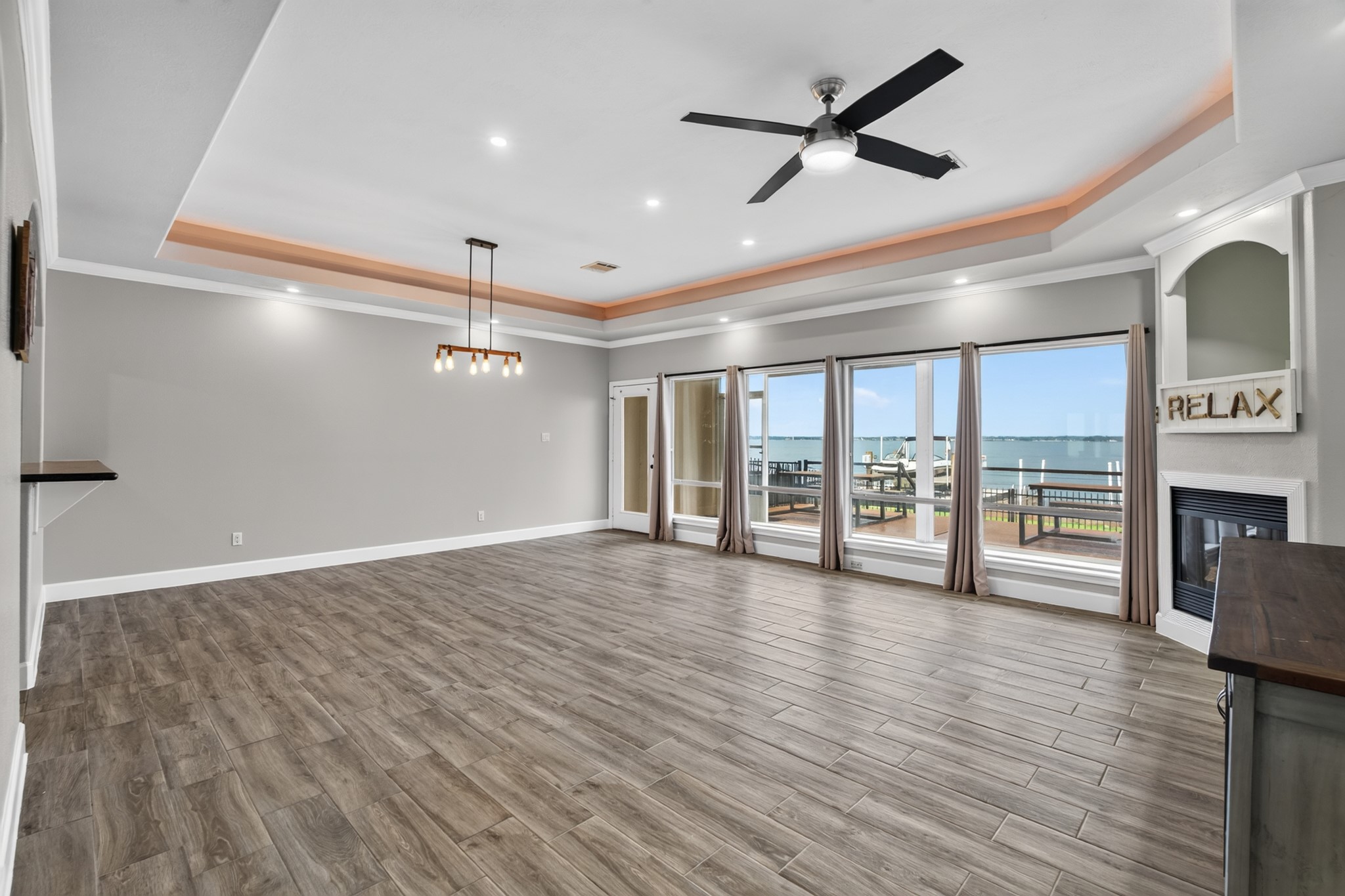 6 Regency Point Property Photo 10