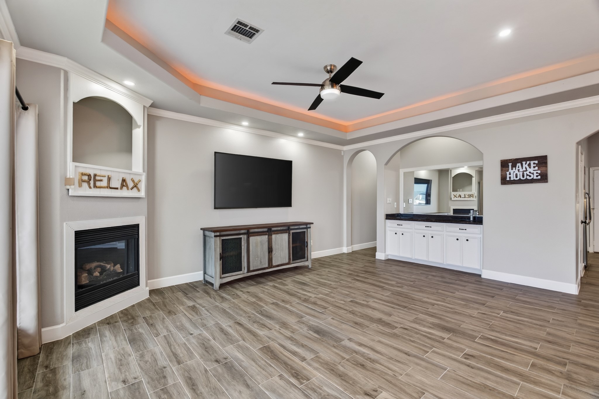 6 Regency Point Property Photo 12