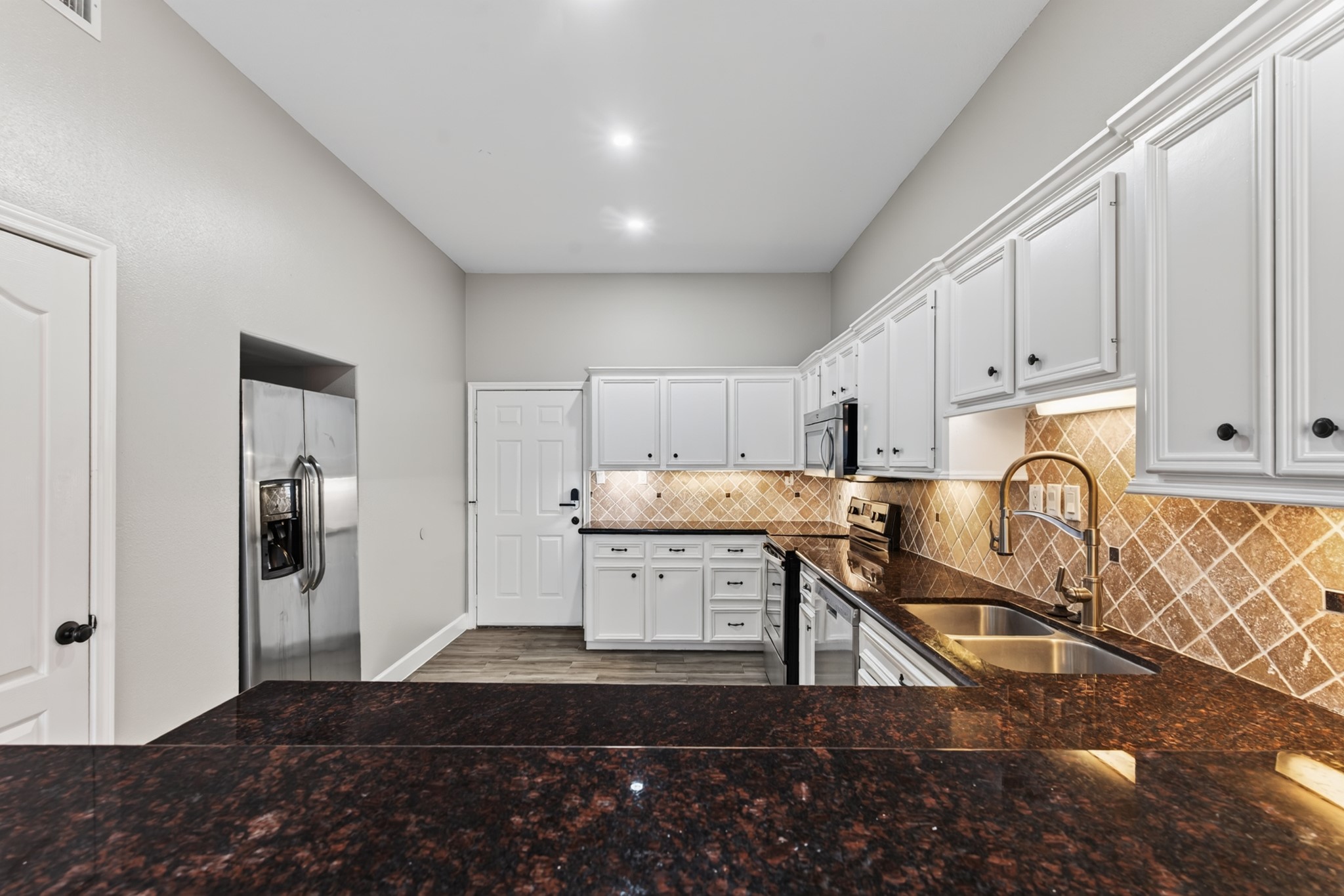 6 Regency Point Property Photo 20