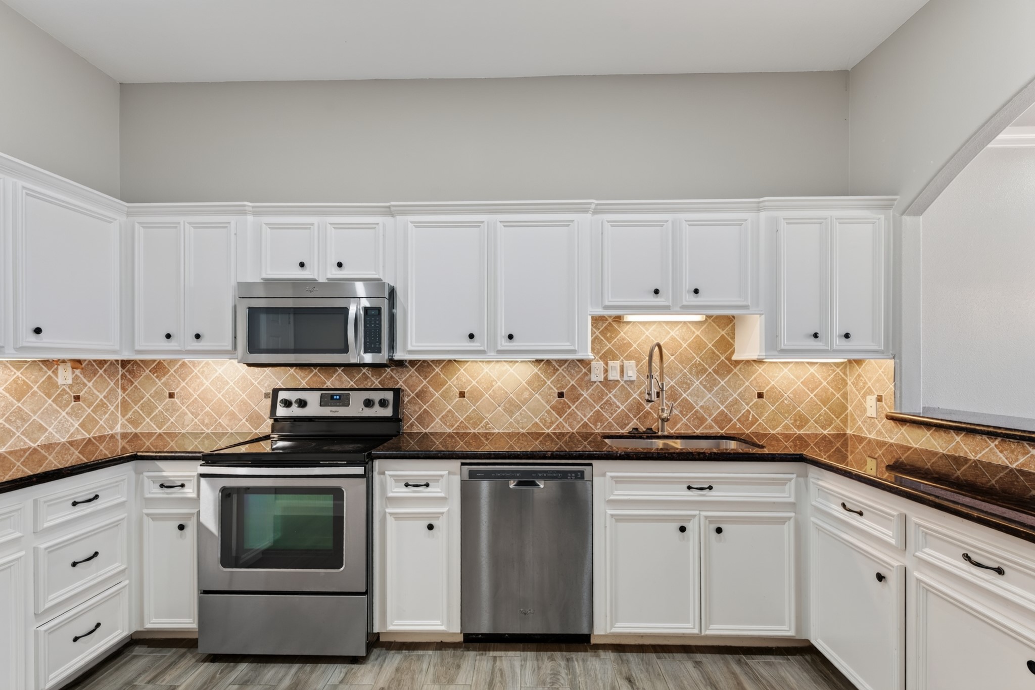 6 Regency Point Property Photo 22
