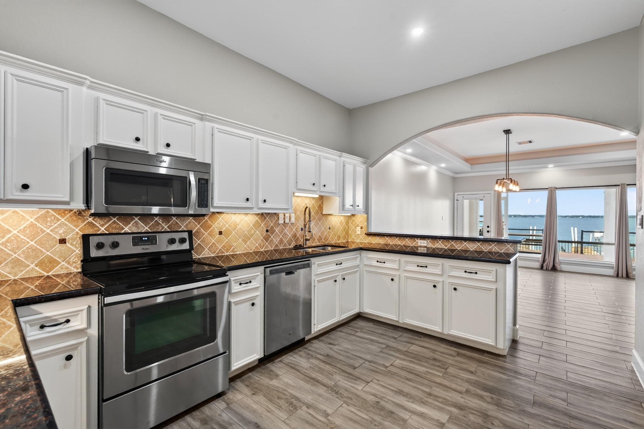 6 Regency Point Property Photo 23