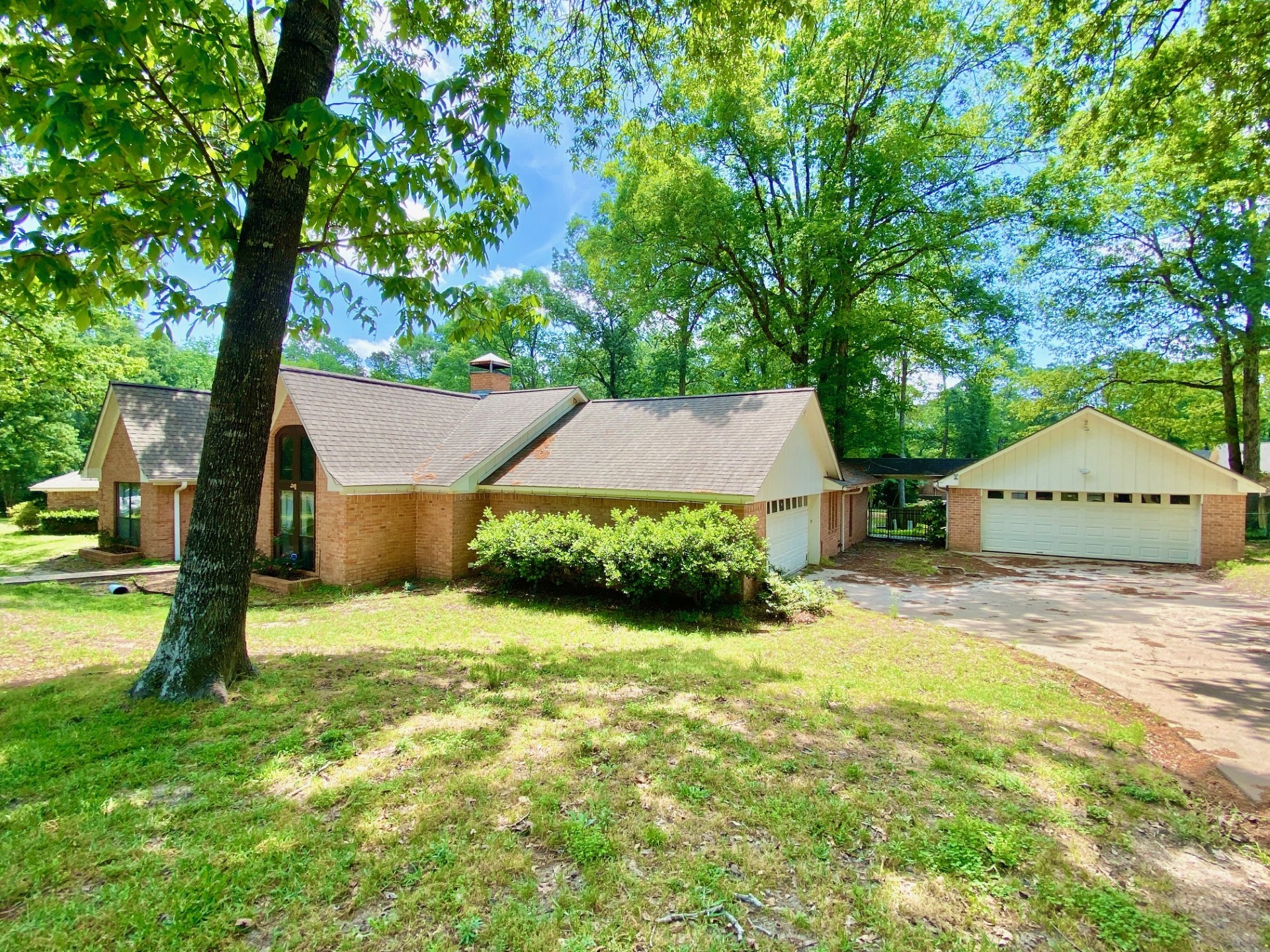 3518 Kings Row Property Photo 1