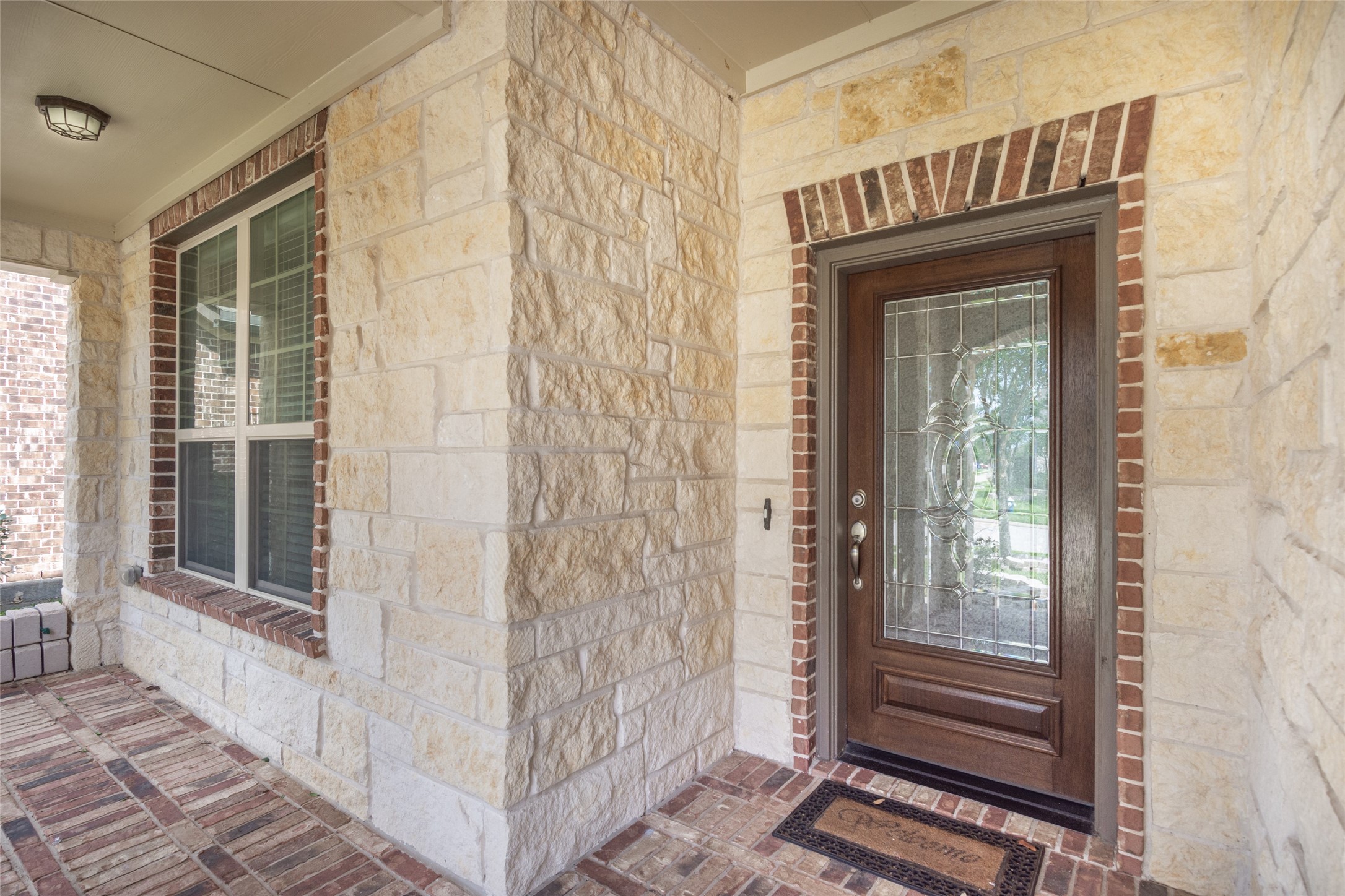 10823 Paula Bluff Lane Property Photo 4