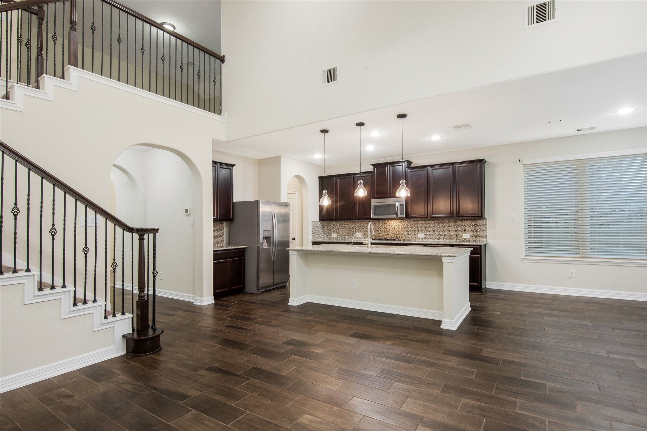 10823 Paula Bluff Lane Property Photo 18