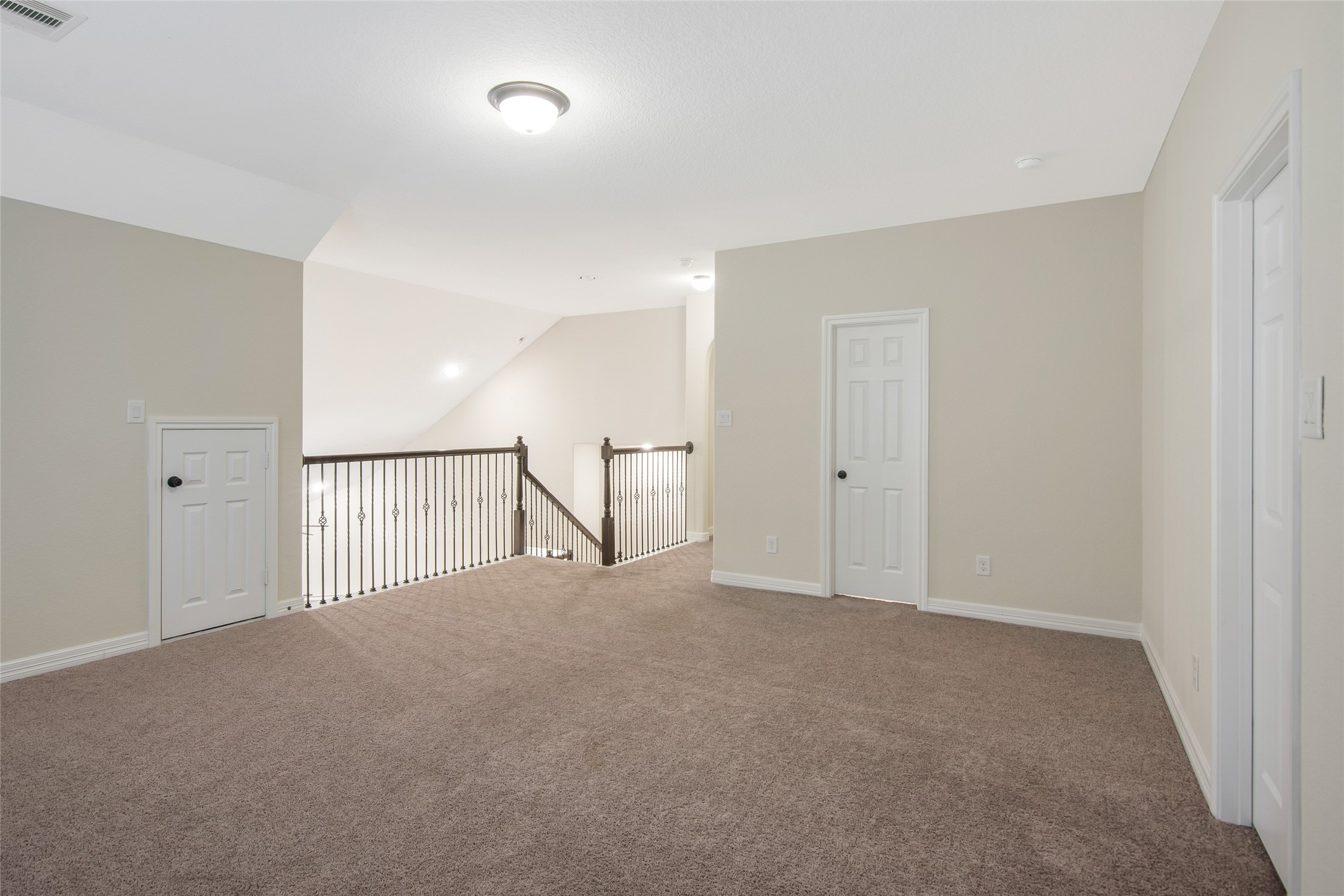 10823 Paula Bluff Lane Property Photo 25