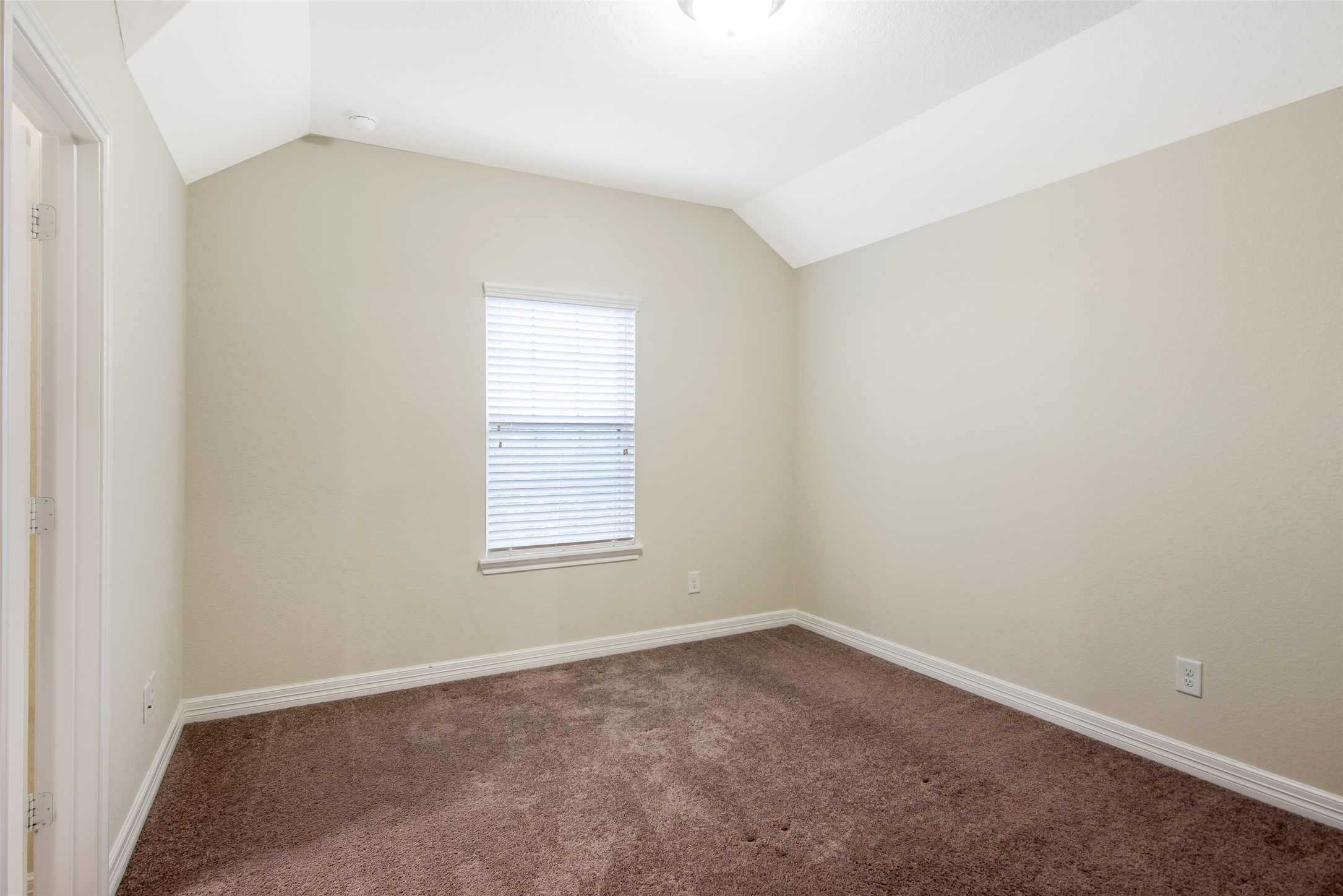 10823 Paula Bluff Lane Property Photo 26