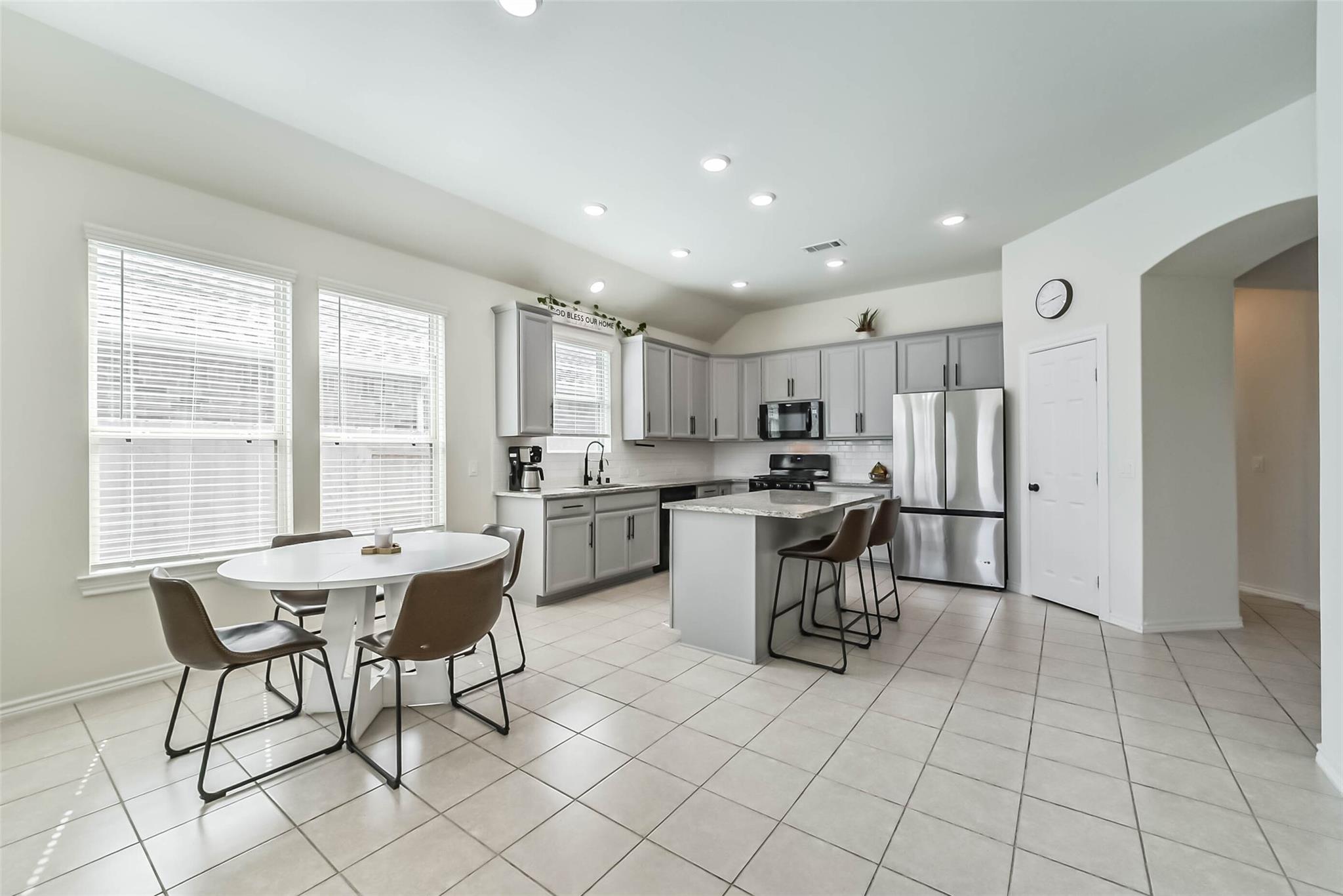 11410 Cypress Elm Court Property Photo 13