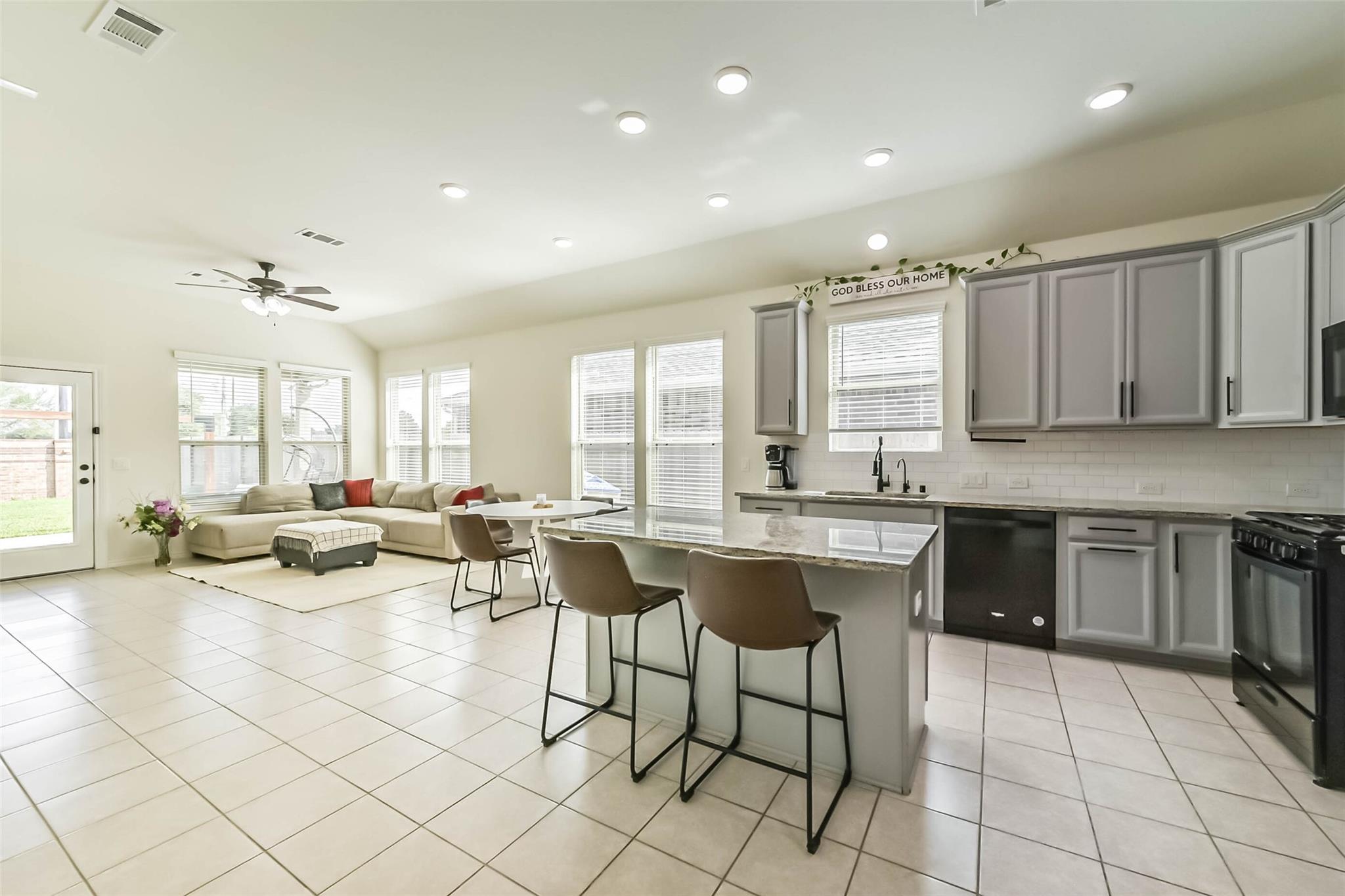 11410 Cypress Elm Court Property Photo 15