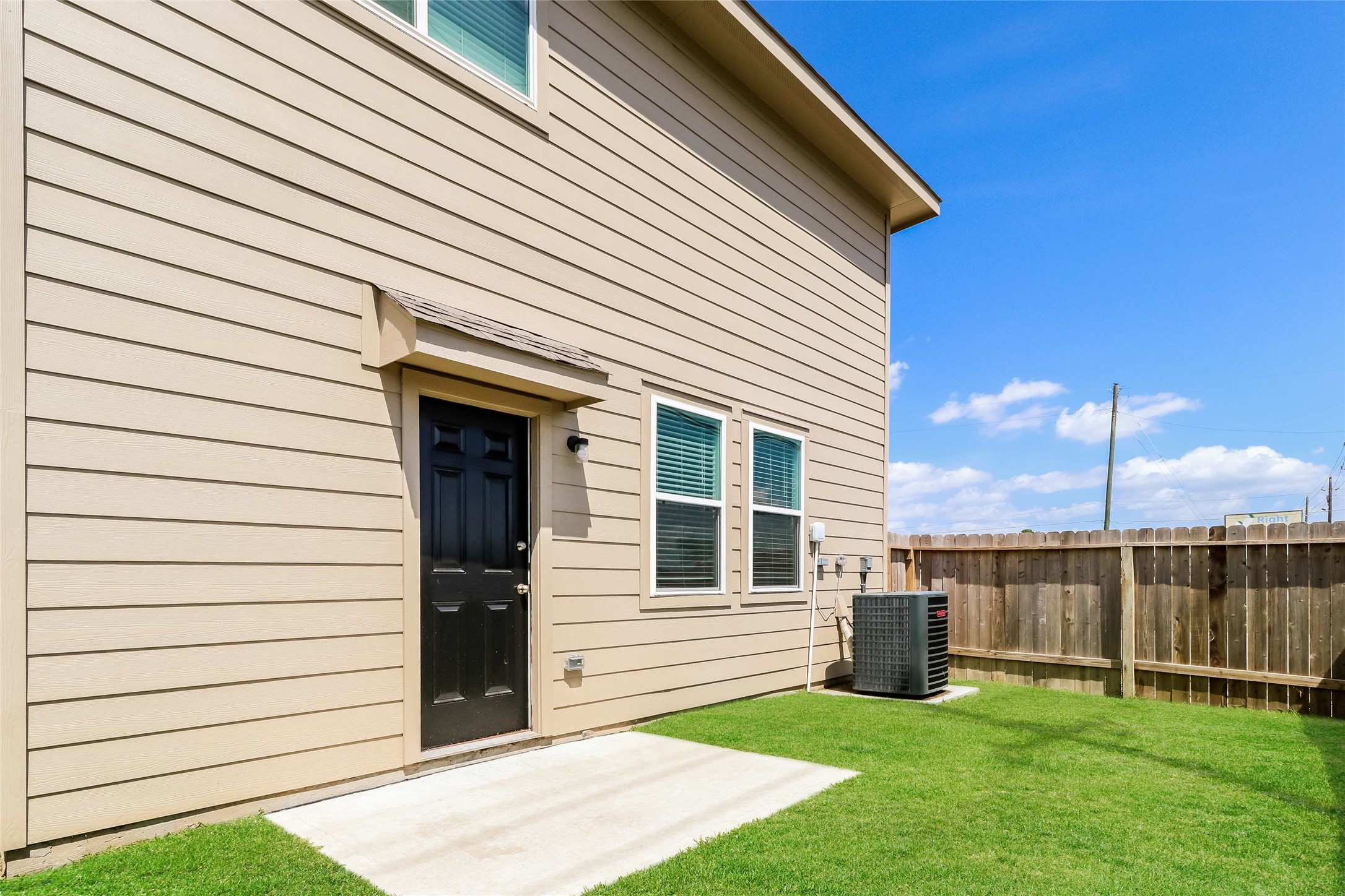 21650 Mamba Way Property Photo 3