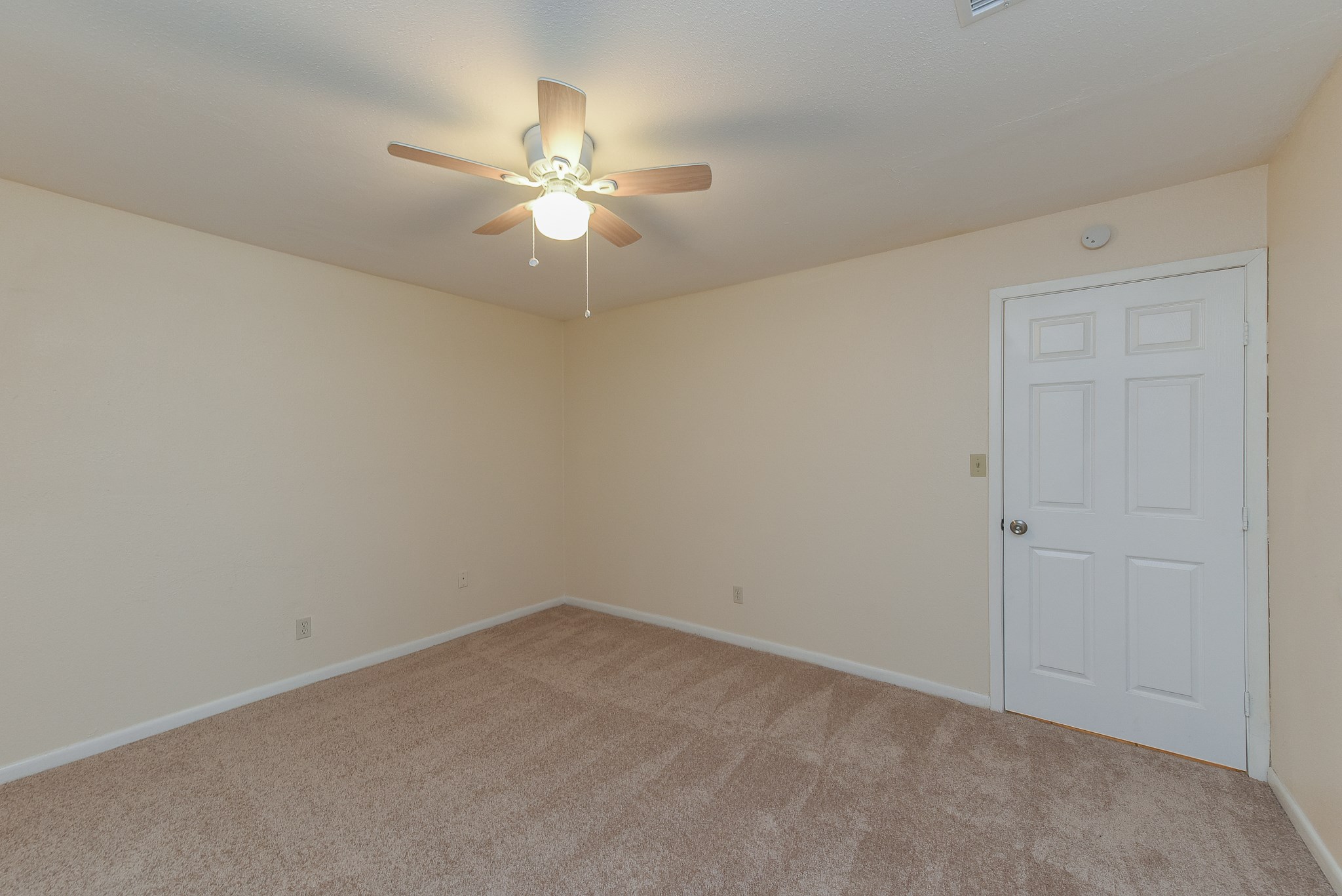 18610 Anne Drive Property Photo 28