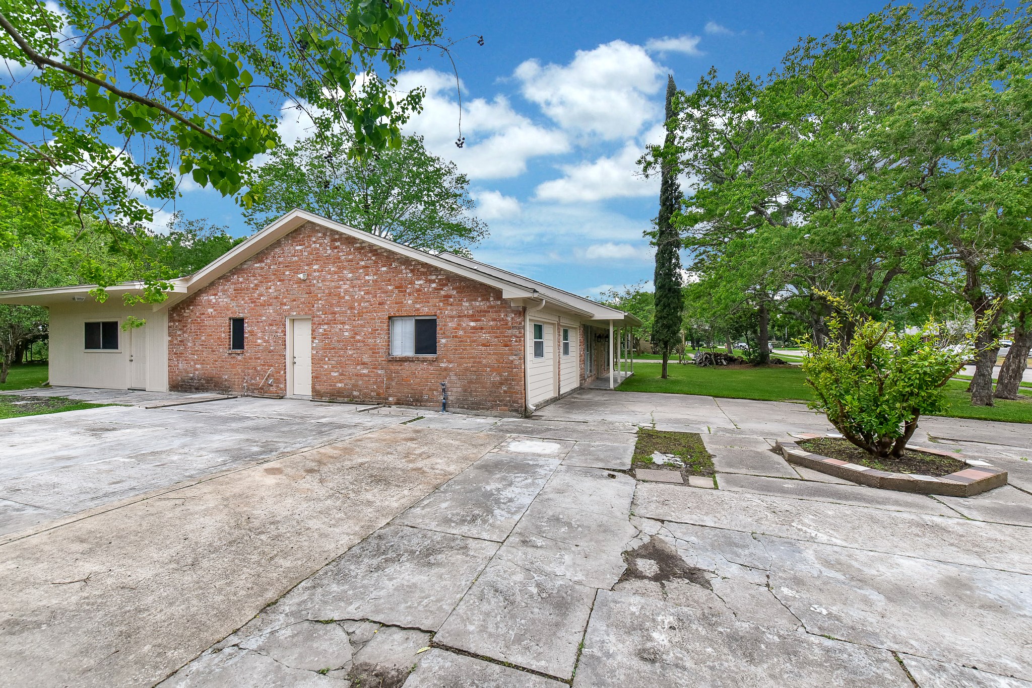 18610 Anne Drive Property Photo 45