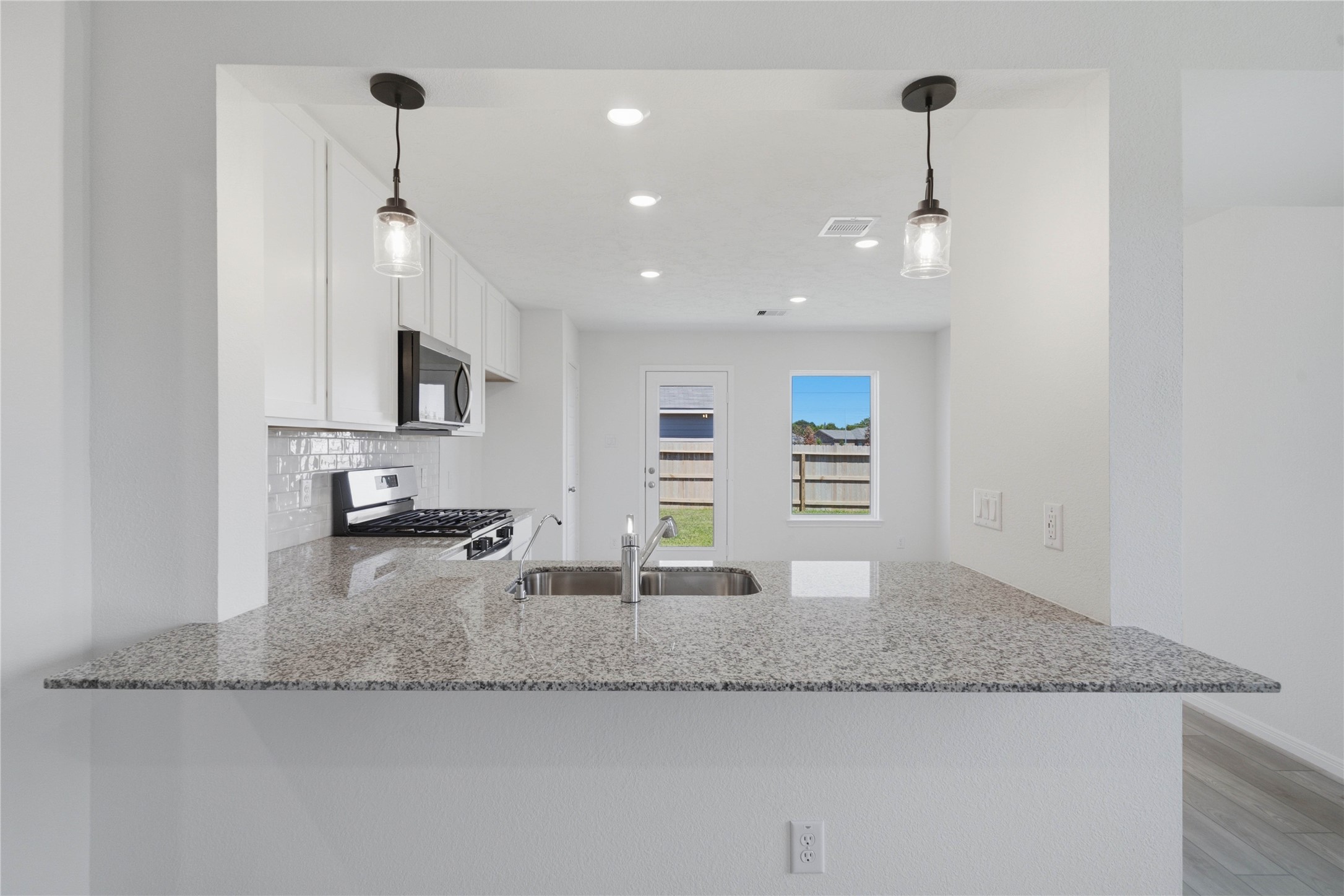 1519 Valley Creek Drive Property Photo 10
