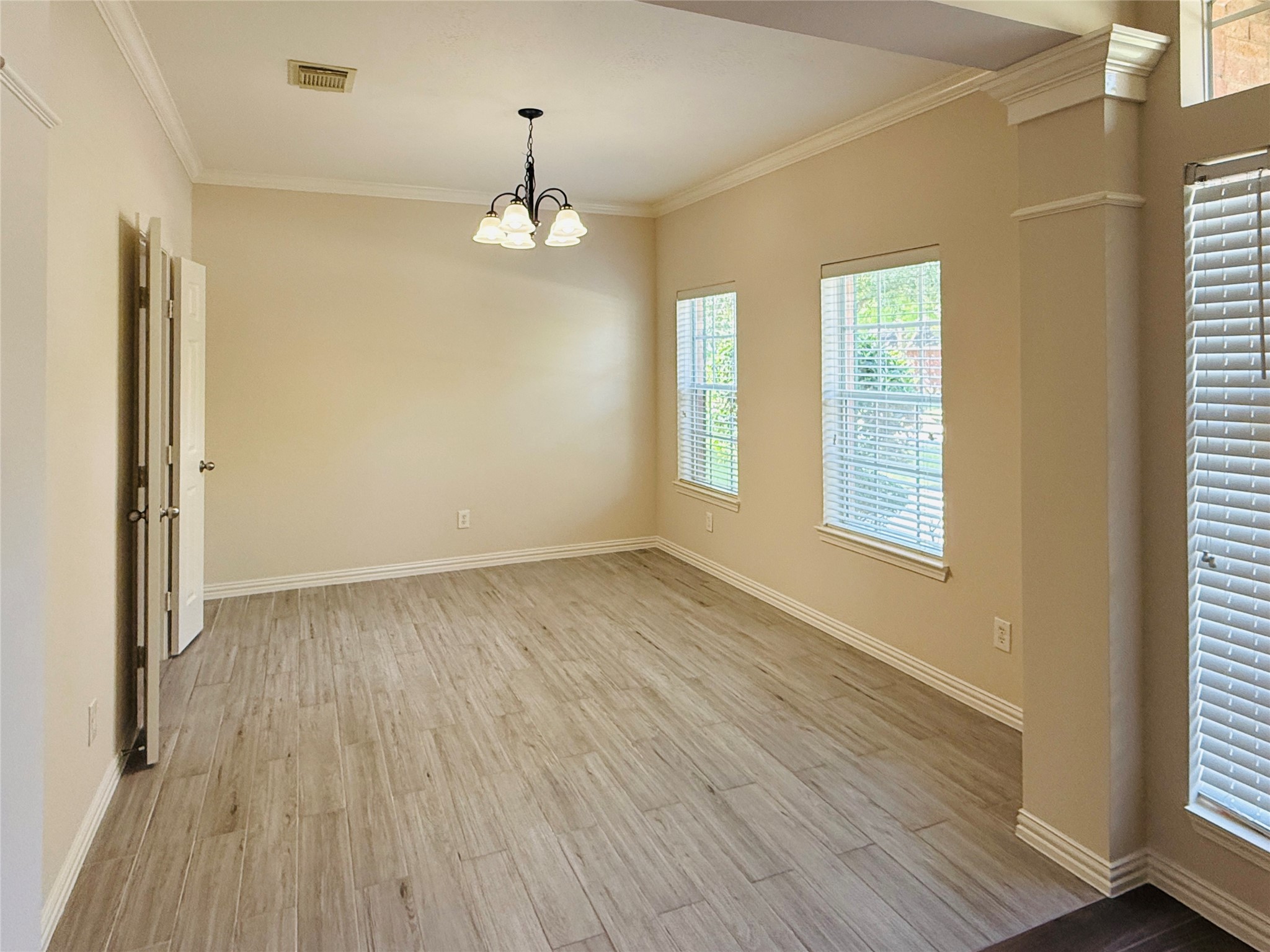 5222 Hanneck Valley Lane Property Photo 6
