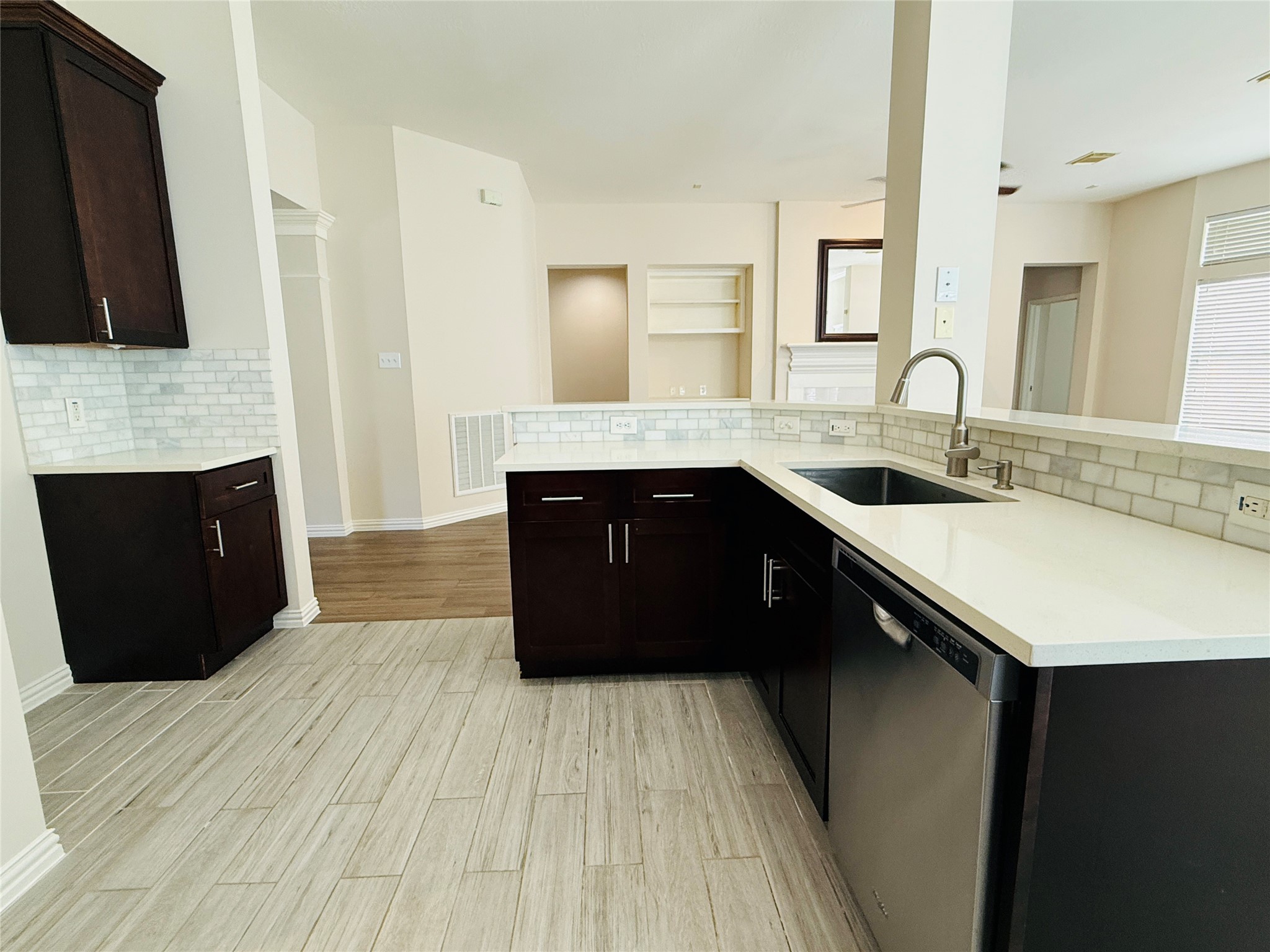 5222 Hanneck Valley Lane Property Photo 12