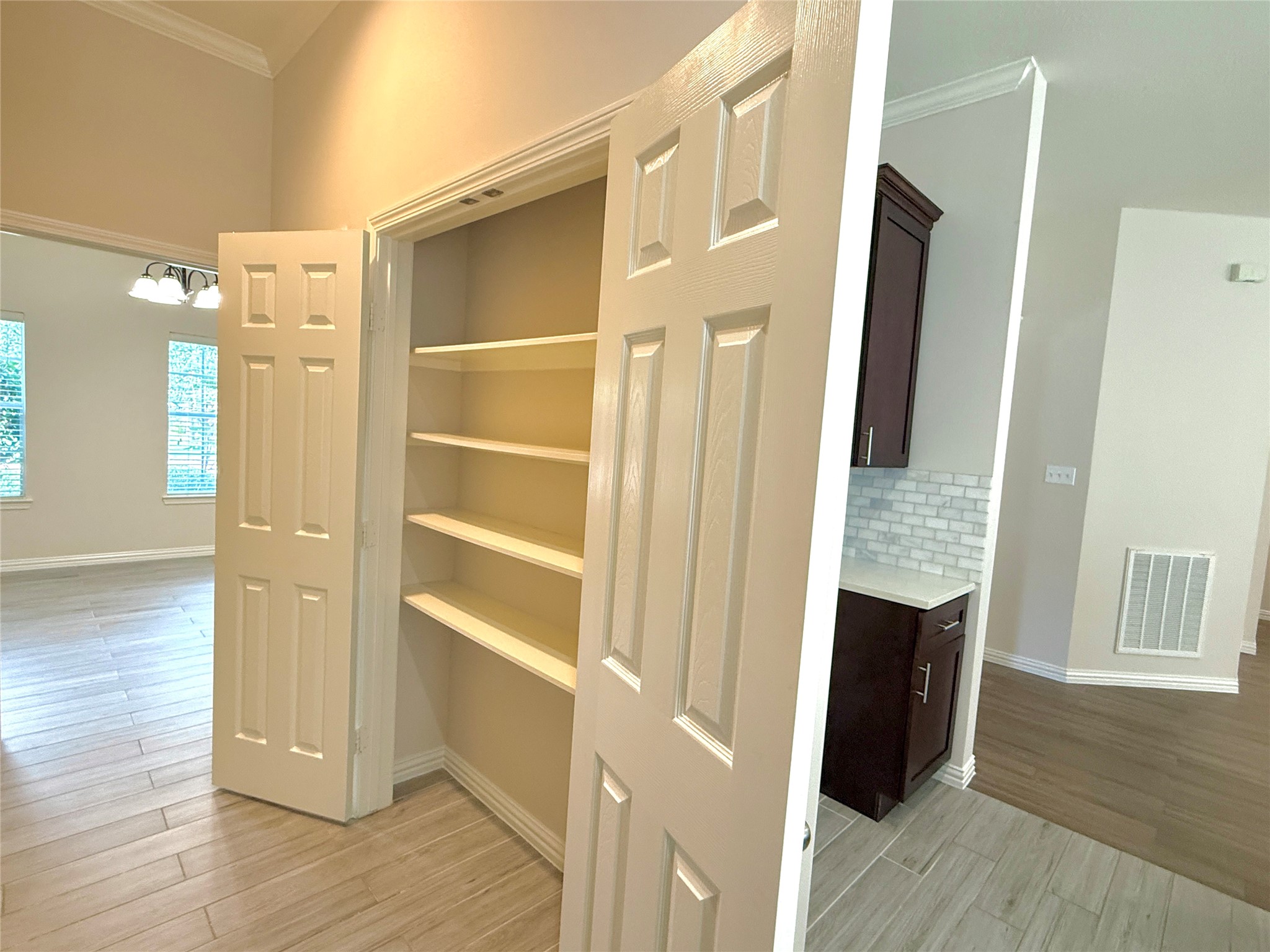 5222 Hanneck Valley Lane Property Photo 13