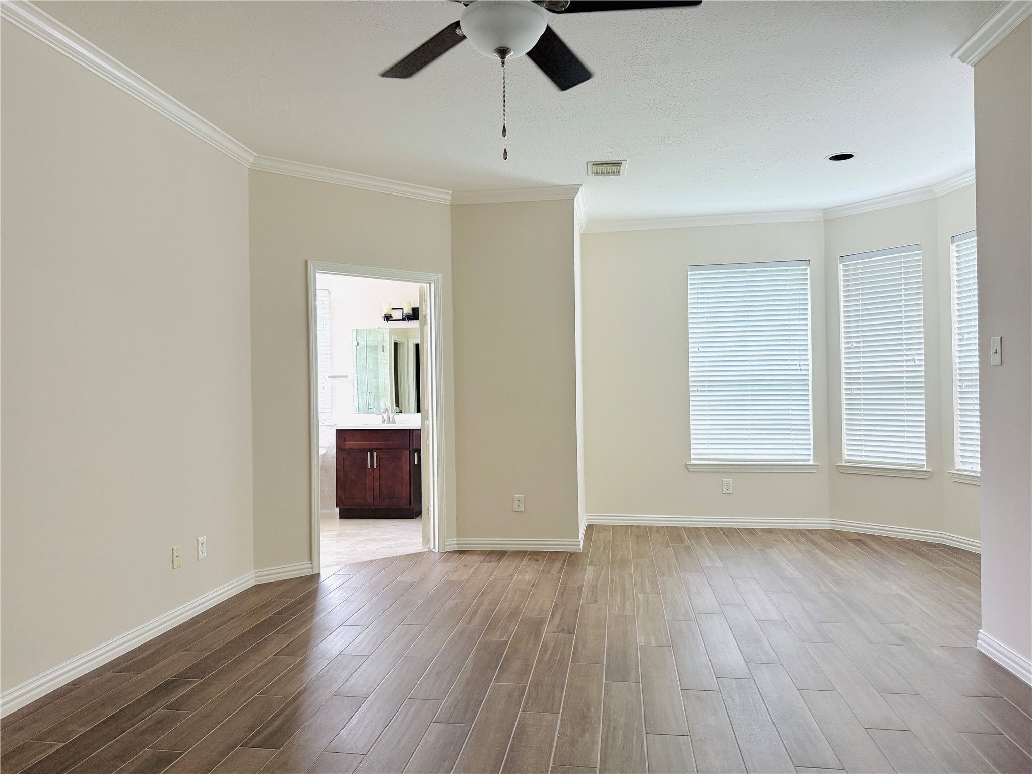 5222 Hanneck Valley Lane Property Photo 17