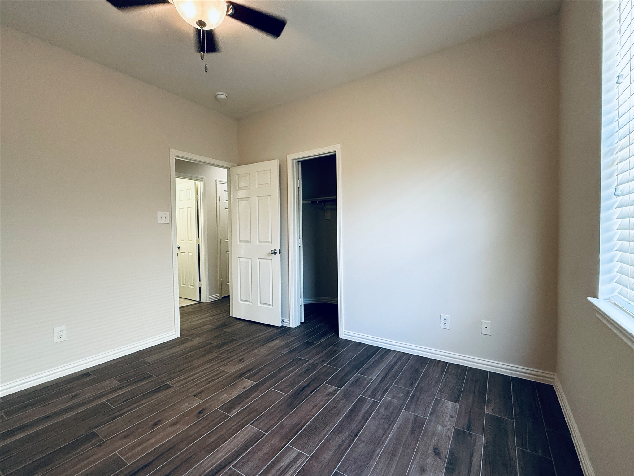 5222 Hanneck Valley Lane Property Photo 29